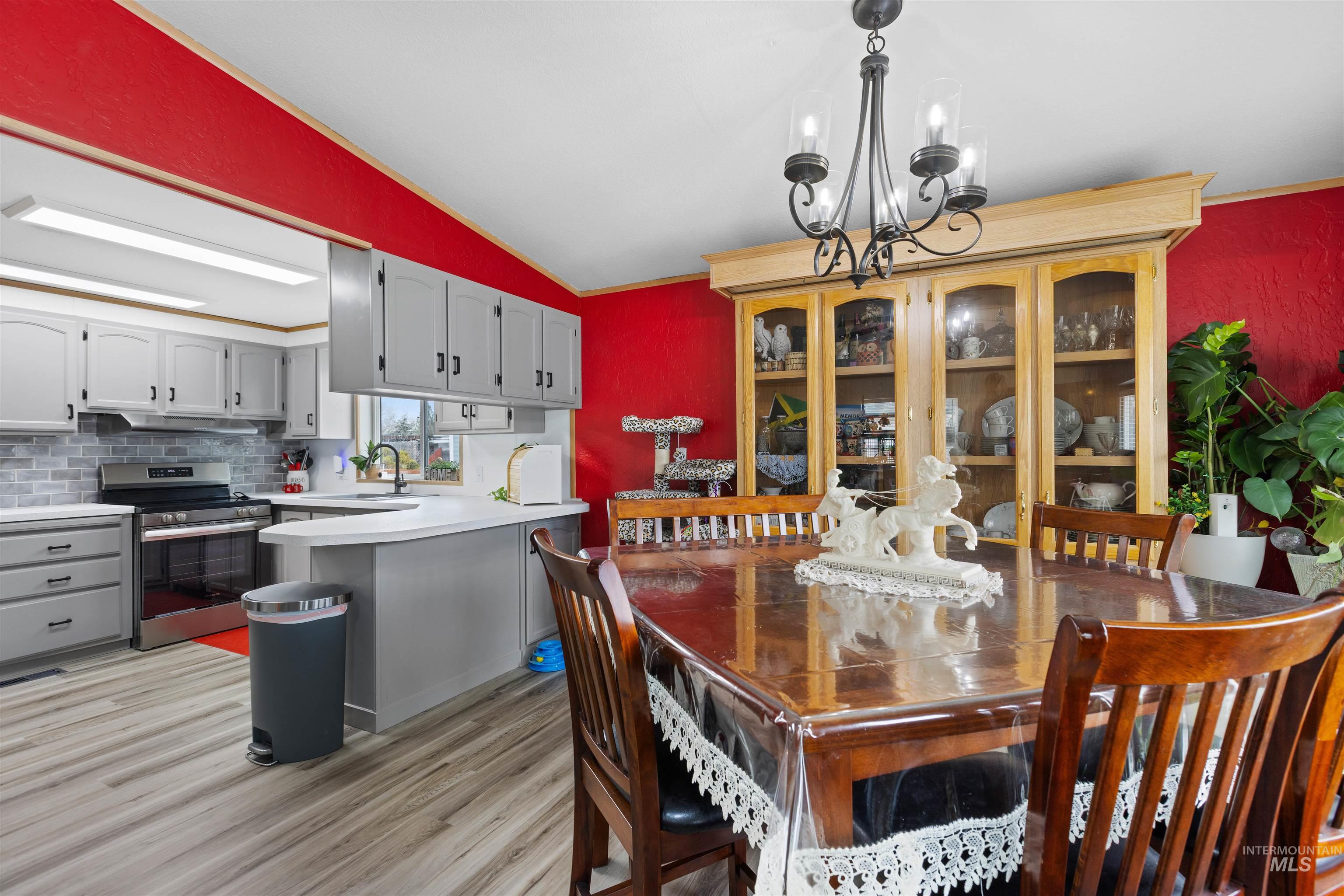 8181 N Andy Ln, Boise, Idaho 83714, 2 Bedrooms, 2 Bathrooms, Residential For Sale, Price $179,900, 98976979