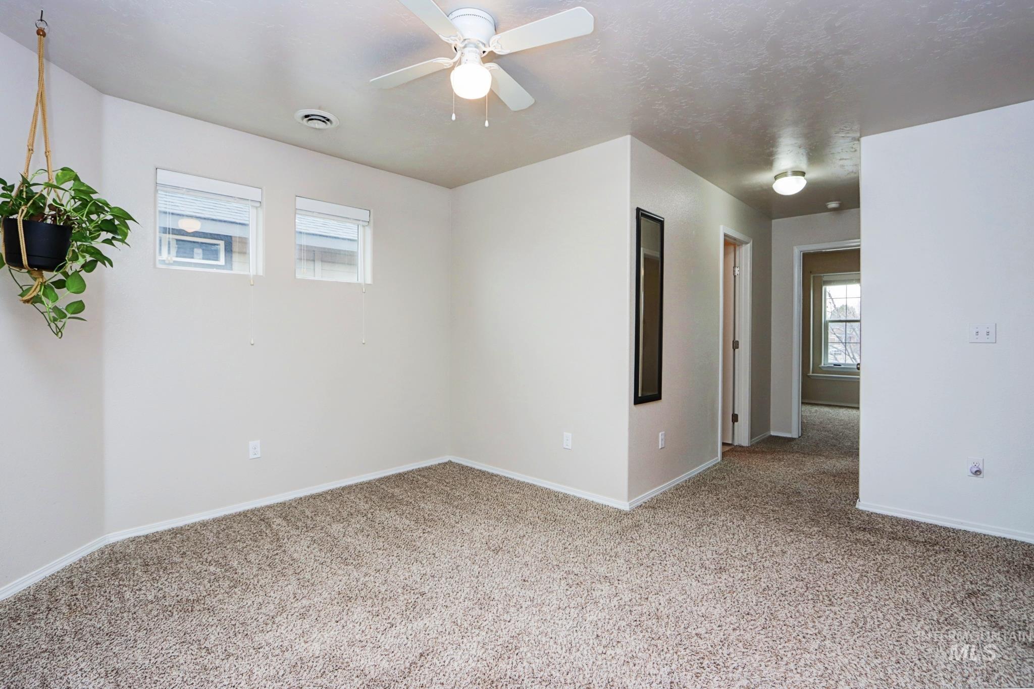 698 N Carisbrooke Ave., Meridian, Idaho 83642, 3 Bedrooms, 2.5 Bathrooms, Residential For Sale, Price $398,000, 98976980