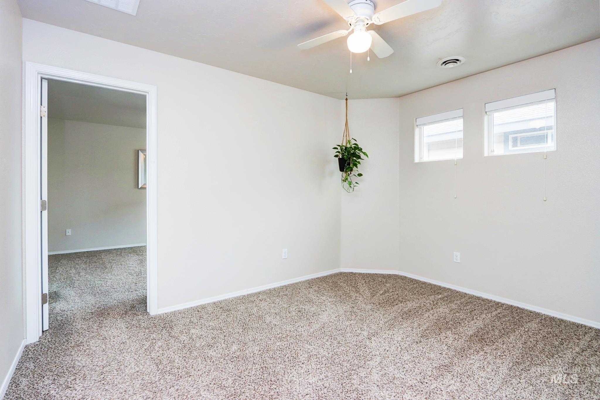 698 N Carisbrooke Ave., Meridian, Idaho 83642, 3 Bedrooms, 2.5 Bathrooms, Residential For Sale, Price $398,000, 98976980