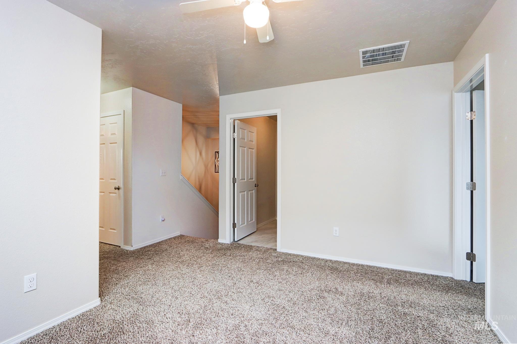 698 N Carisbrooke Ave., Meridian, Idaho 83642, 3 Bedrooms, 2.5 Bathrooms, Residential For Sale, Price $398,000, 98976980