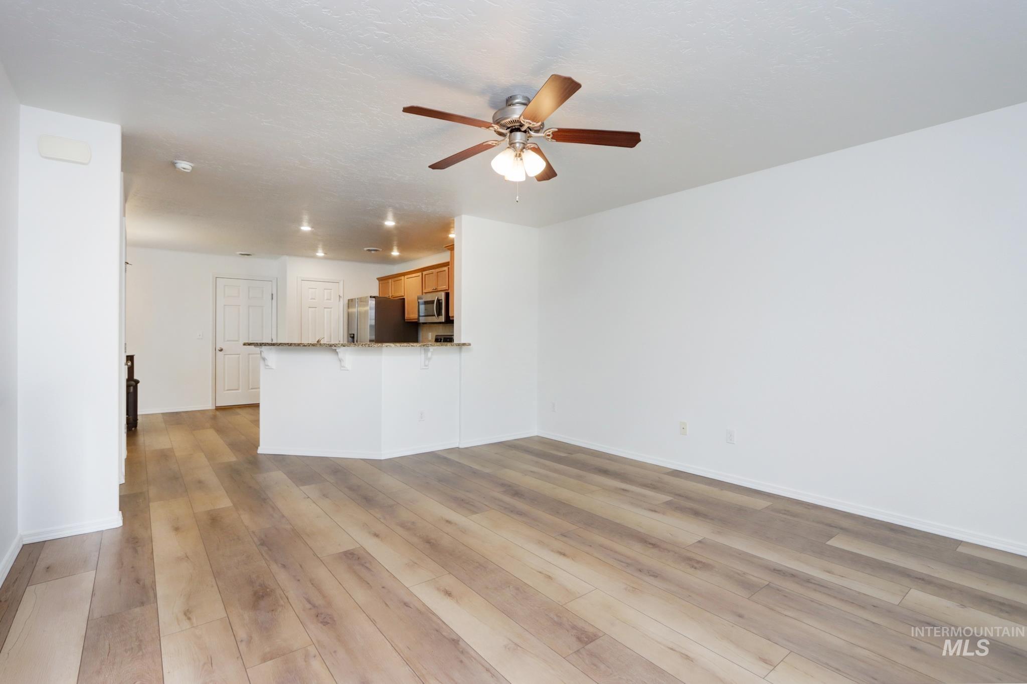 698 N Carisbrooke Ave., Meridian, Idaho 83642, 3 Bedrooms, 2.5 Bathrooms, Residential For Sale, Price $398,000, 98976980