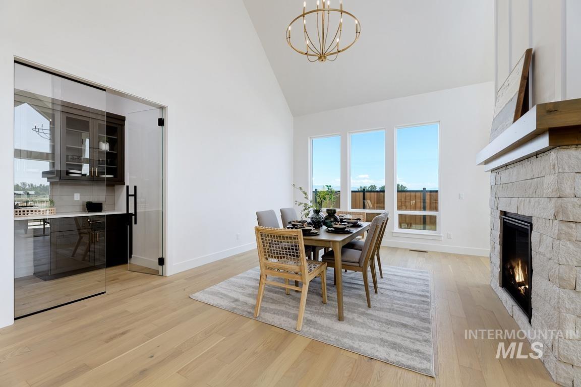 21695 Appaloosa Ave, Star, Idaho 83669, 4 Bedrooms, 3 Bathrooms, Residential For Sale, Price $1,560,366,MLS 98976981