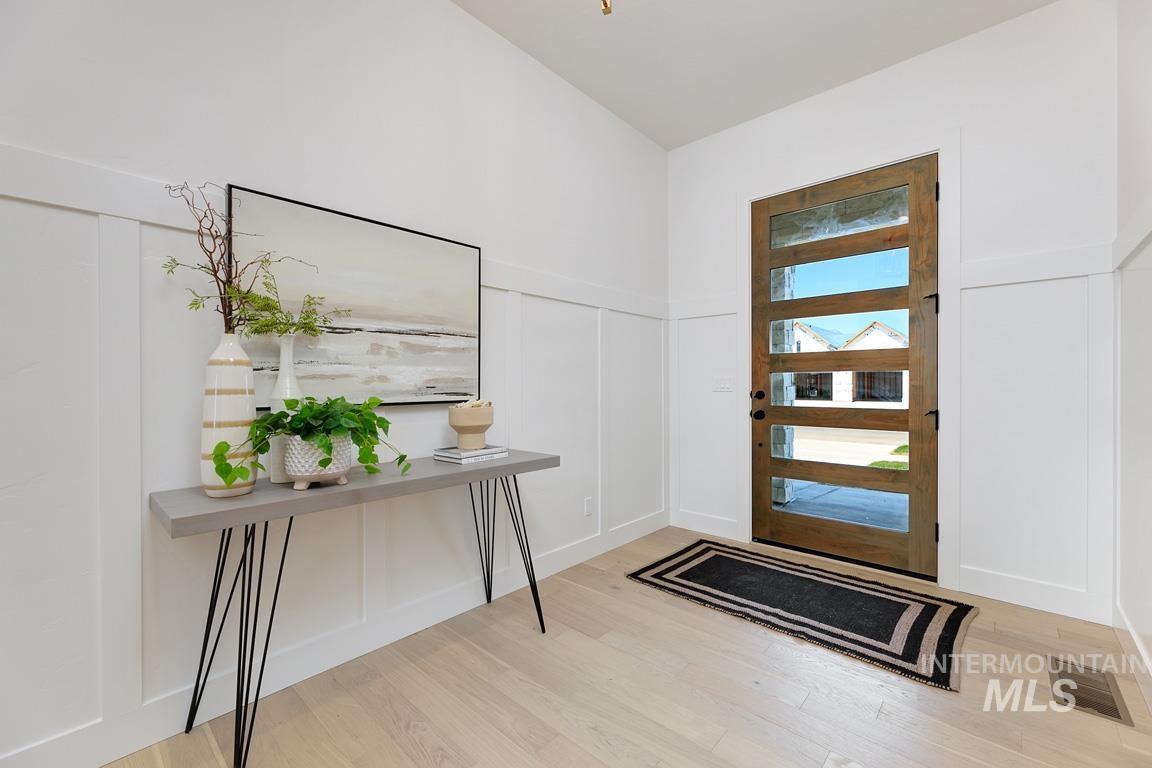 21695 Appaloosa Ave, Star, Idaho 83669, 4 Bedrooms, 3 Bathrooms, Residential For Sale, Price $1,560,366,MLS 98976981