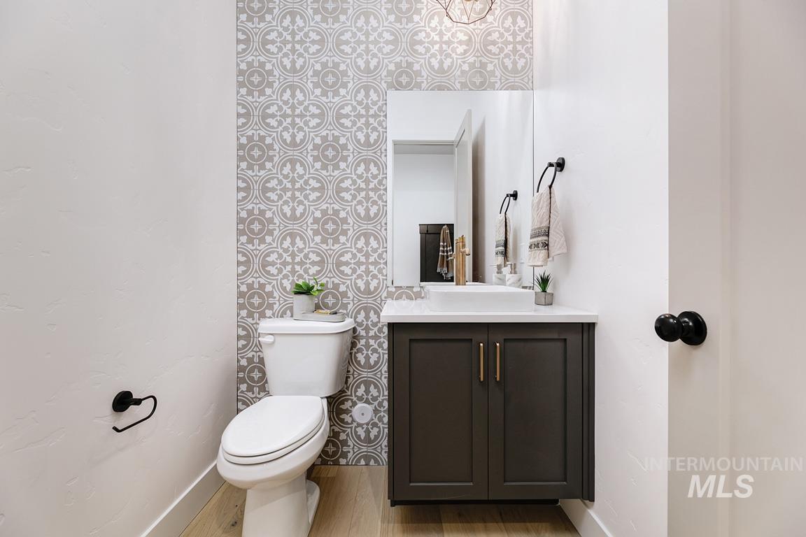 21695 Appaloosa Ave, Star, Idaho 83669, 4 Bedrooms, 3 Bathrooms, Residential For Sale, Price $1,560,366,MLS 98976981