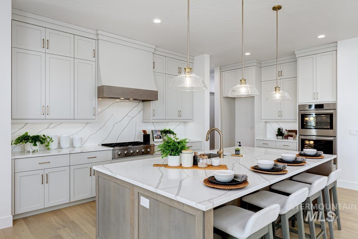 21695 Appaloosa Ave, Star, Idaho 83669, 4 Bedrooms, 3 Bathrooms, Residential For Sale, Price $1,560,366,MLS 98976981