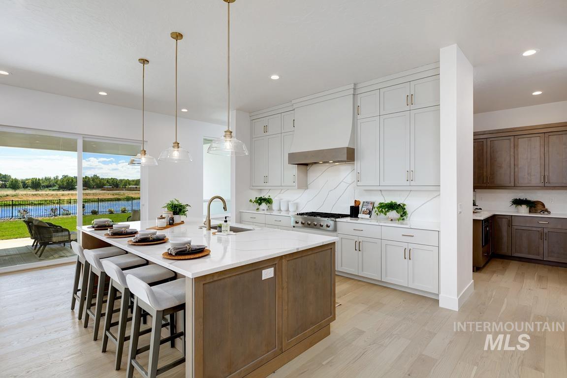 21695 Appaloosa Ave, Star, Idaho 83669, 4 Bedrooms, 3 Bathrooms, Residential For Sale, Price $1,560,366,MLS 98976981