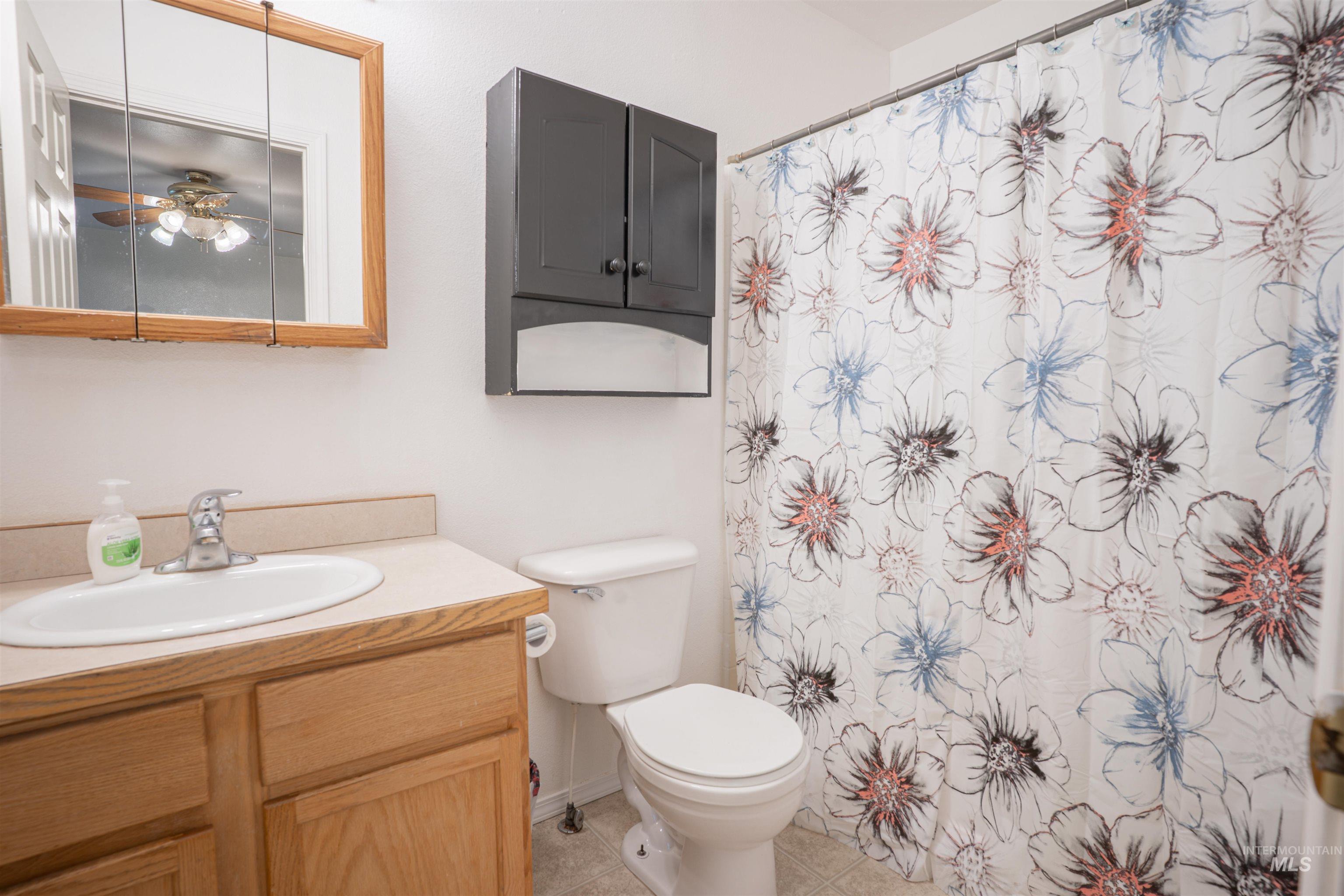 248 Sevensprings Ave., Twin Falls, Idaho 83301, 3 Bedrooms, 2 Bathrooms, Residential For Sale, Price $315,000, 98976982