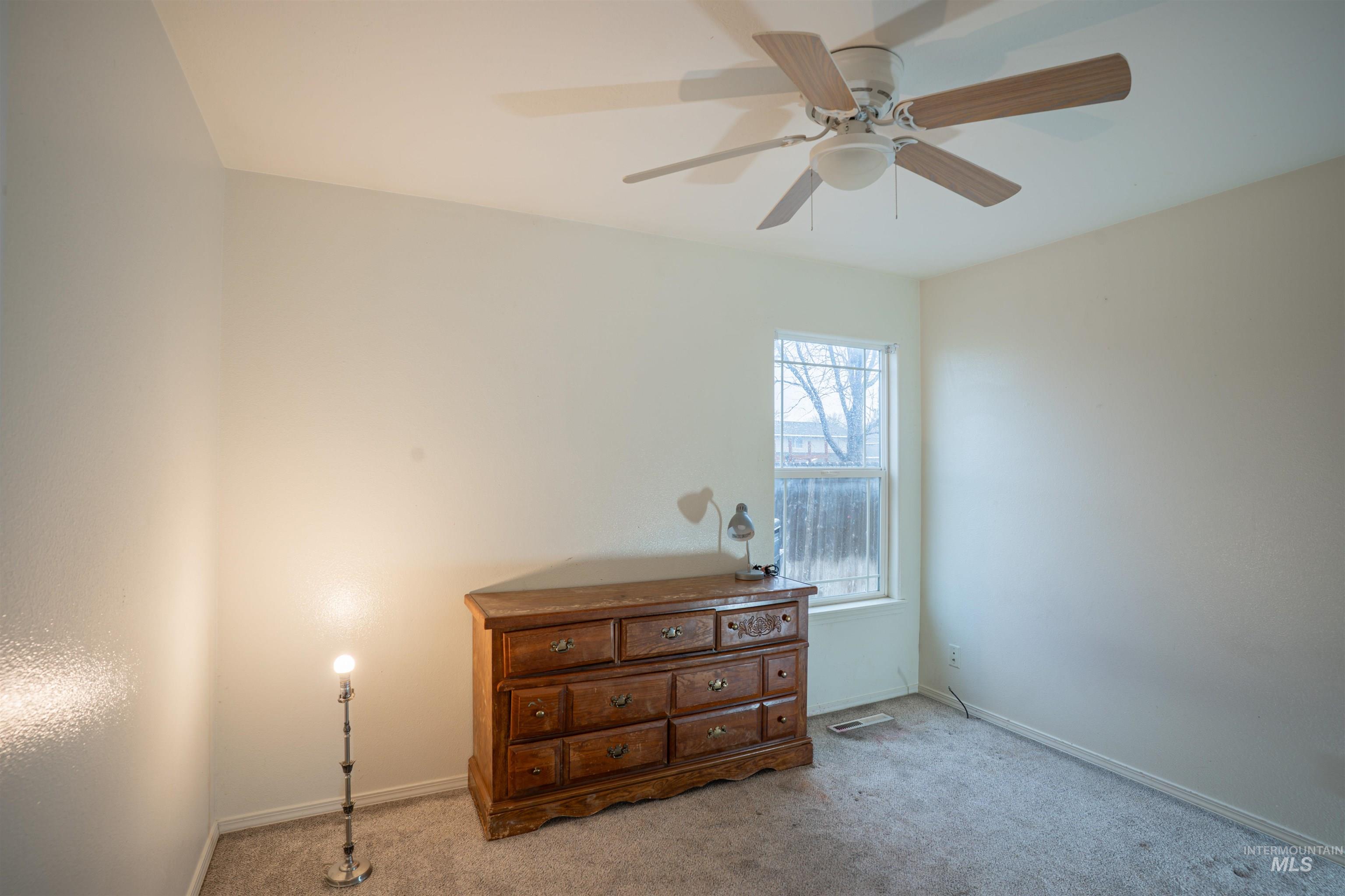 248 Sevensprings Ave., Twin Falls, Idaho 83301, 3 Bedrooms, 2 Bathrooms, Residential For Sale, Price $315,000, 98976982