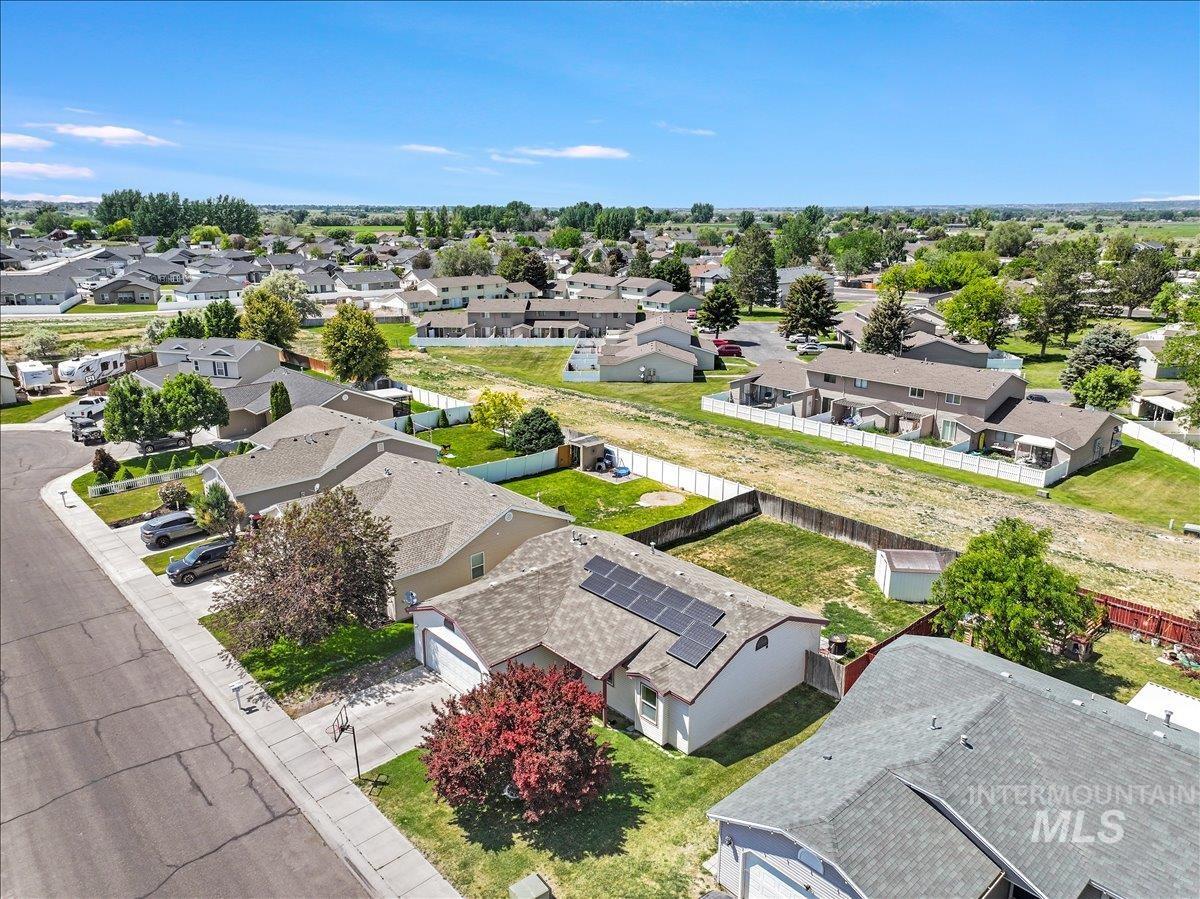 248 Sevensprings Ave., Twin Falls, Idaho 83301, 3 Bedrooms, 2 Bathrooms, Residential For Sale, Price $315,000, 98976982