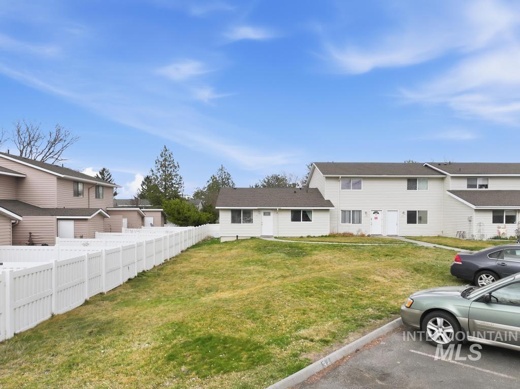 259 Pheasant Rd W, Twin Falls, Idaho 83301-8035, 2 Bedrooms, 1 Bathroom, Residential For Sale, Price $179,900, 98976983