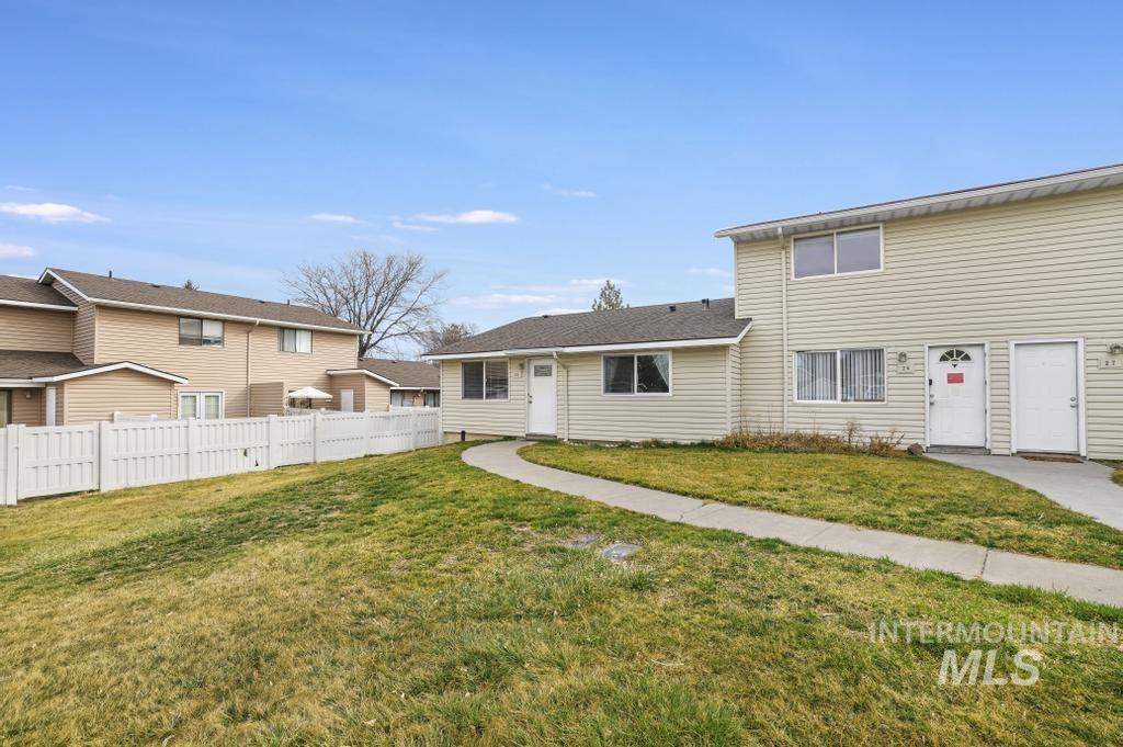 259 Pheasant Rd W, Twin Falls, Idaho 83301-8035, 2 Bedrooms, 1 Bathroom, Residential For Sale, Price $179,900, 98976983