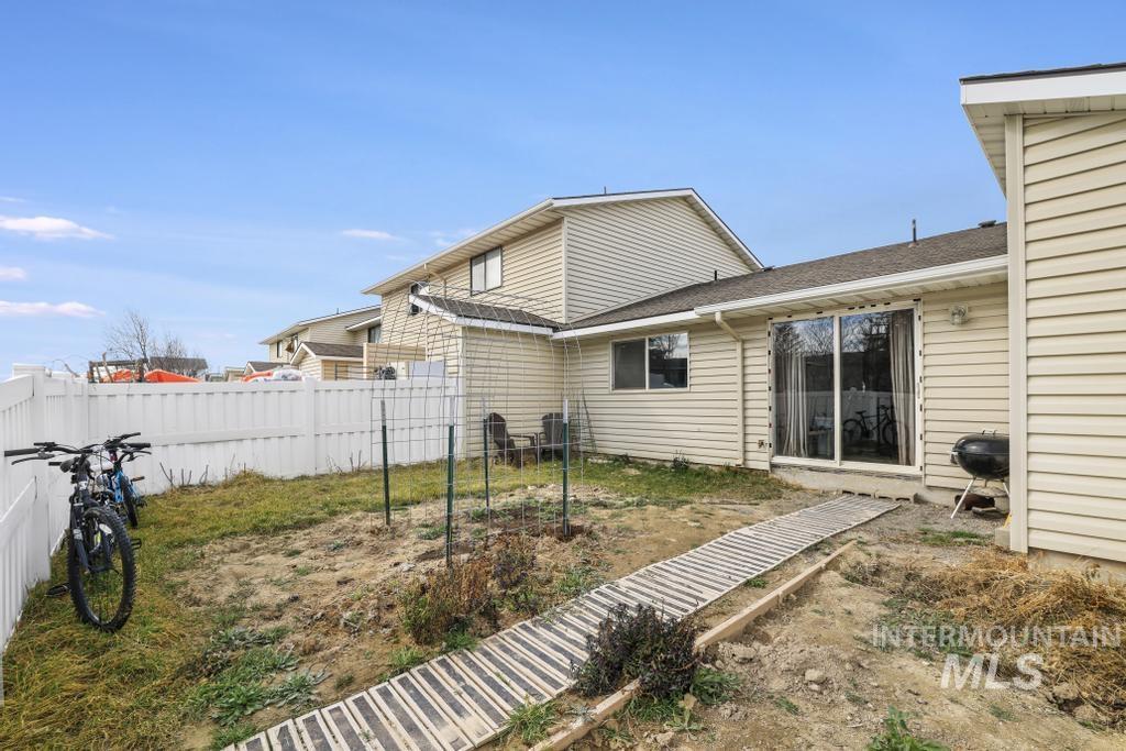 259 Pheasant Rd W, Twin Falls, Idaho 83301-8035, 2 Bedrooms, 1 Bathroom, Residential For Sale, Price $179,900, 98976983