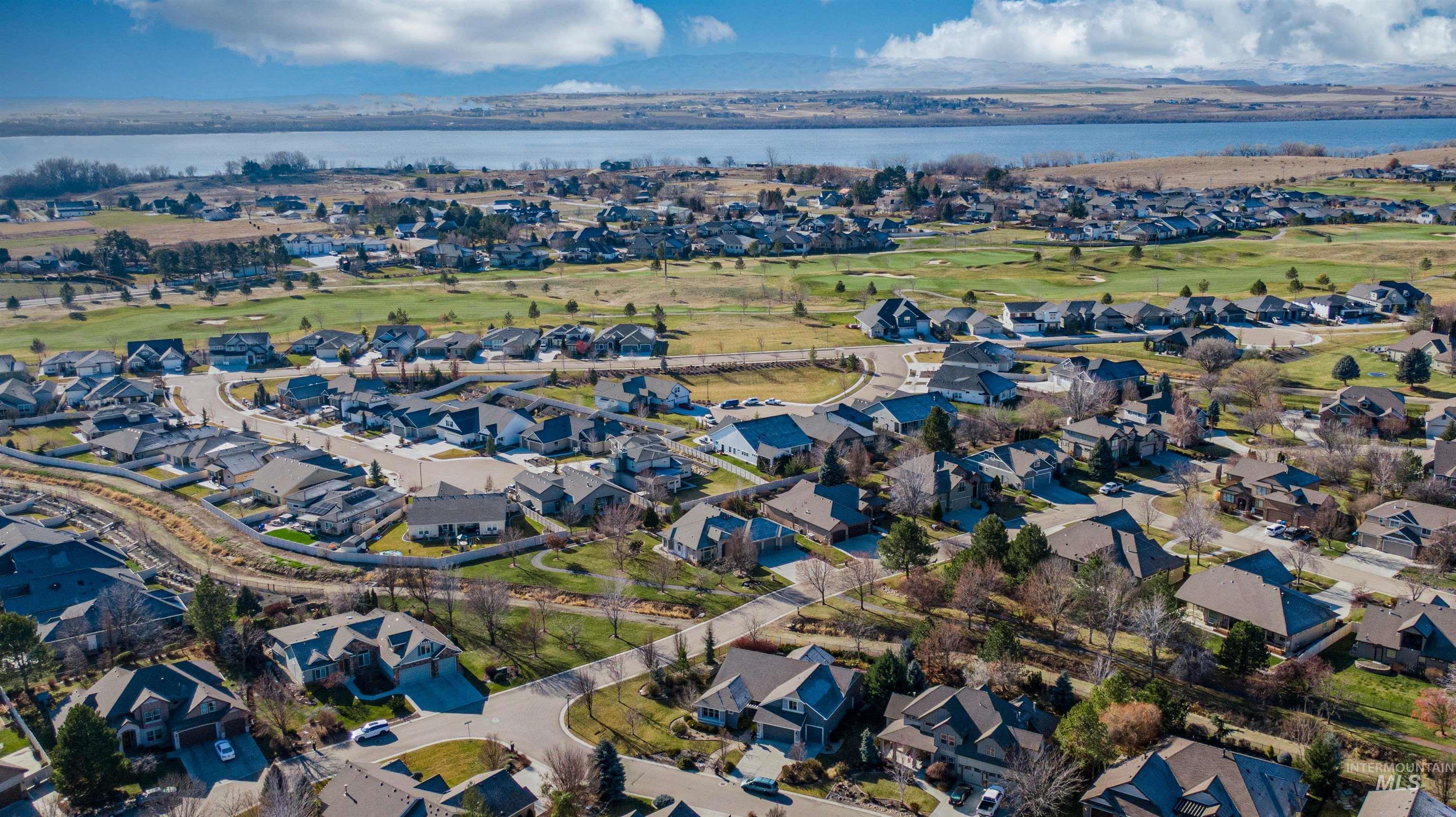 12309 S Carriage Hill Way, Nampa, Idaho 83686, 3 Bedrooms, 3 Bathrooms, Residential For Sale, Price $719,900, 98976985