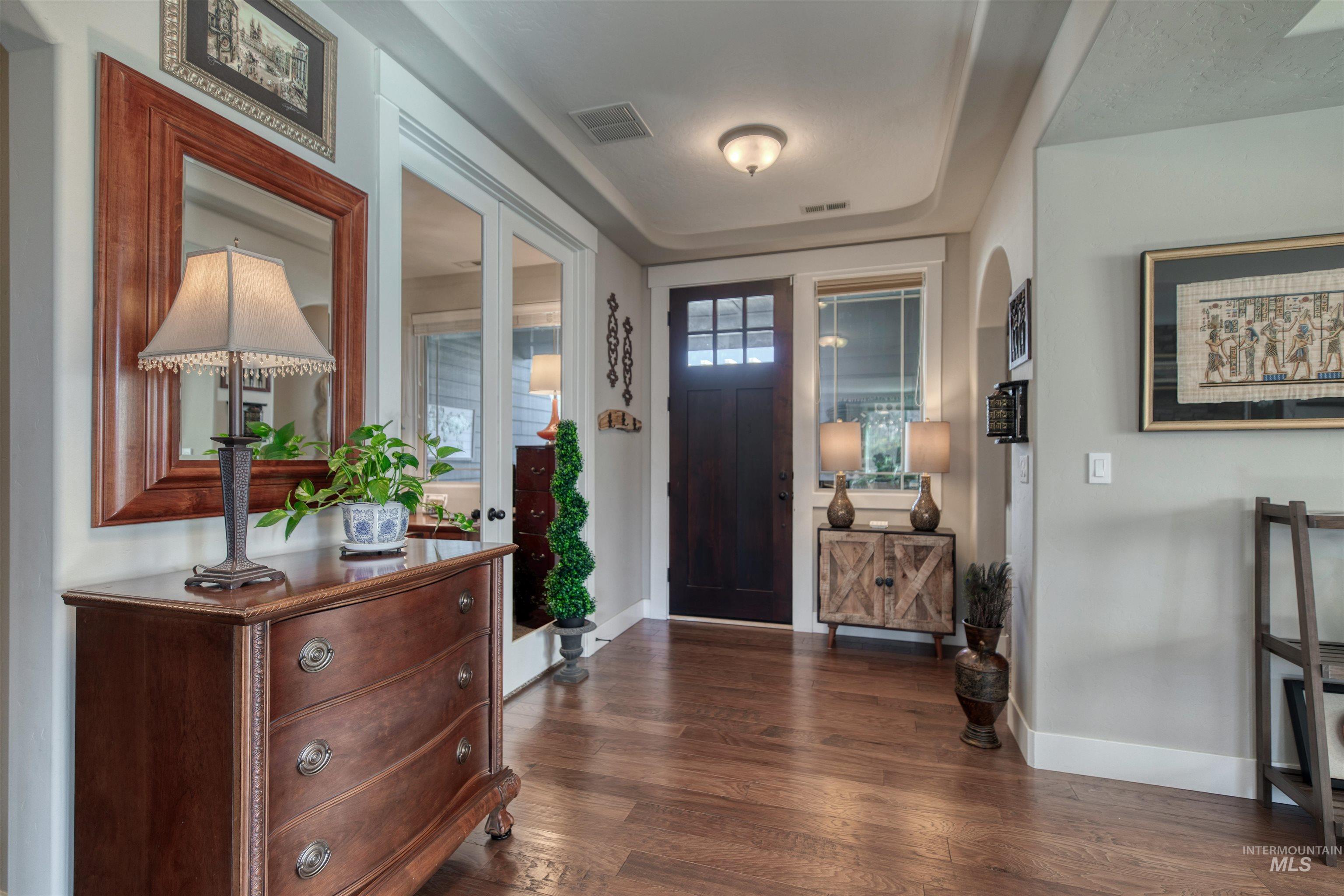 12309 S Carriage Hill Way, Nampa, Idaho 83686, 3 Bedrooms, 3 Bathrooms, Residential For Sale, Price $719,900, 98976985