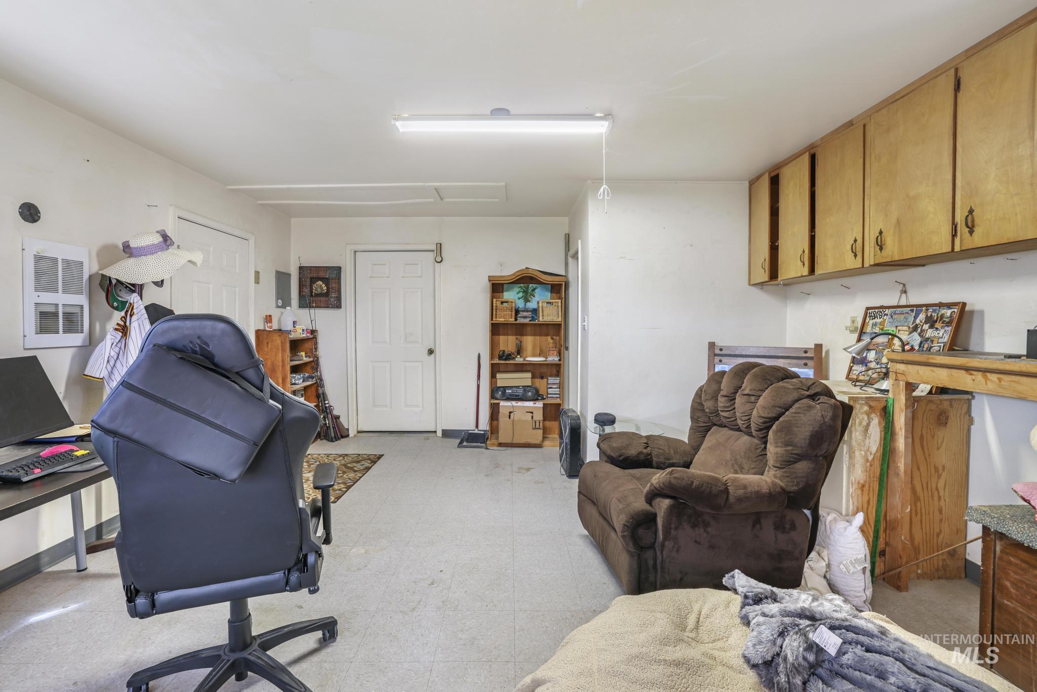 1055 S Adell Ave, Filer, Idaho 83328, 3 Bedrooms, 2 Bathrooms, Residential For Sale, Price $314,999, 98976989