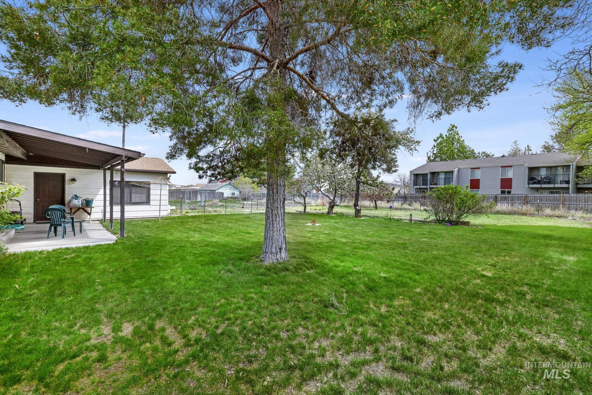 1055 S Adell Ave, Filer, Idaho 83328, 3 Bedrooms, 2 Bathrooms, Residential For Sale, Price $314,999, 98976989