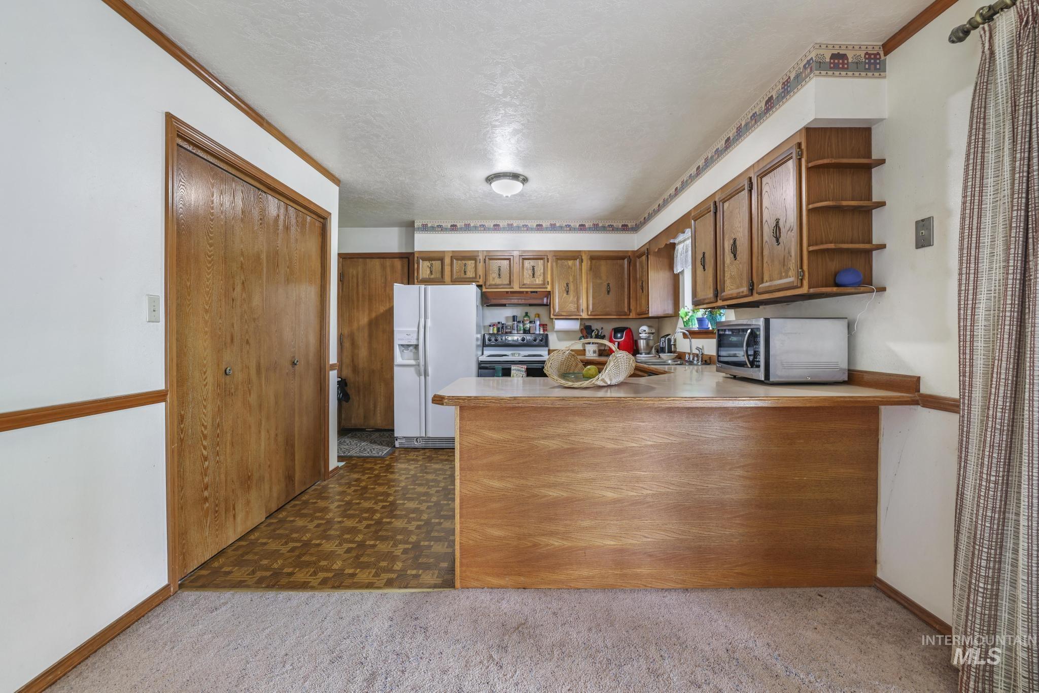 1055 S Adell Ave, Filer, Idaho 83328, 3 Bedrooms, 2 Bathrooms, Residential For Sale, Price $314,999, 98976989