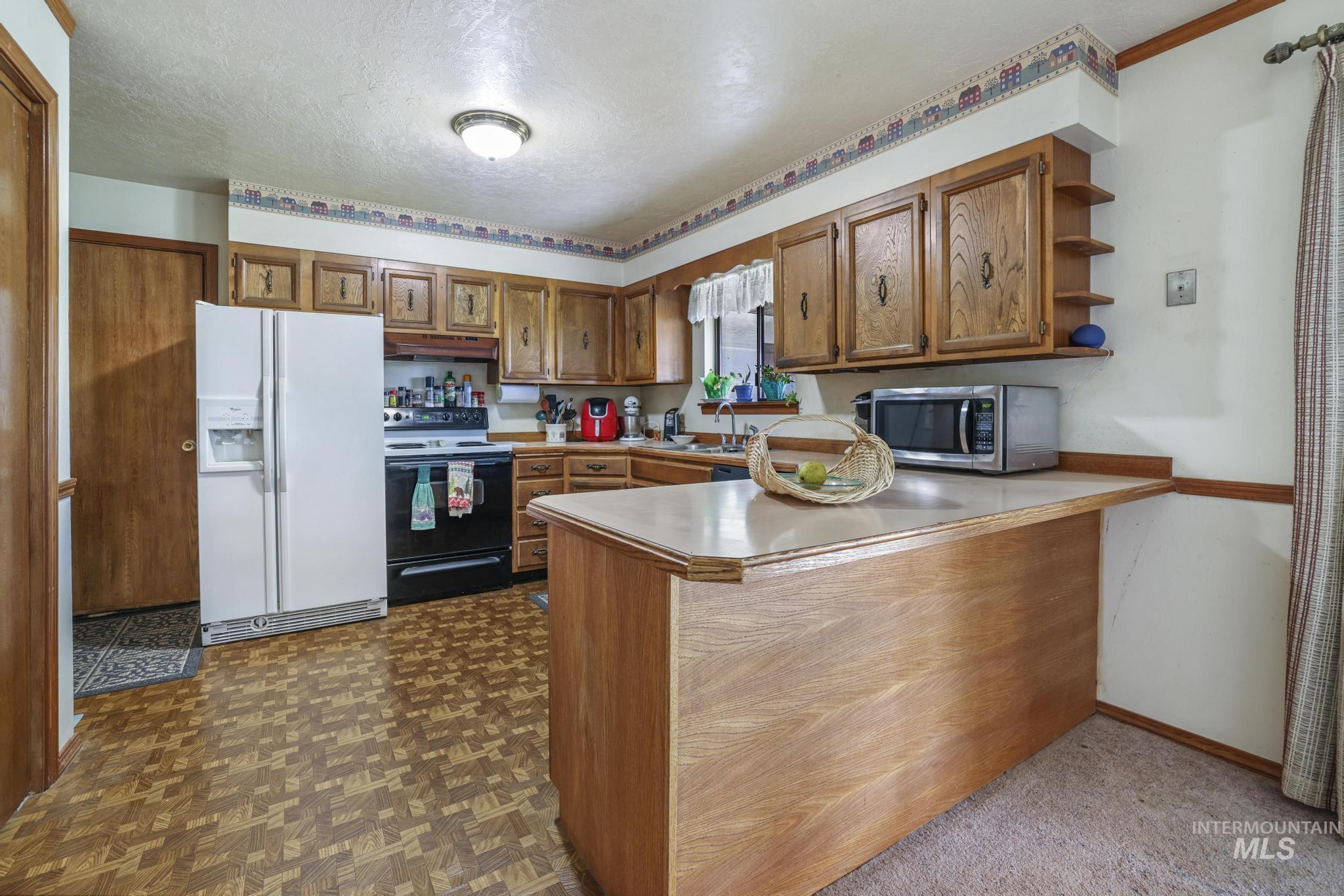 1055 S Adell Ave, Filer, Idaho 83328, 3 Bedrooms, 2 Bathrooms, Residential For Sale, Price $314,999, 98976989