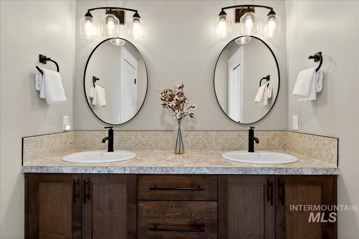 5871 E Zaffre Ridge St, Boise, Idaho 83716-3490, 4 Bedrooms, 2.5 Bathrooms, Residential For Sale, Price $799,900, 98976991