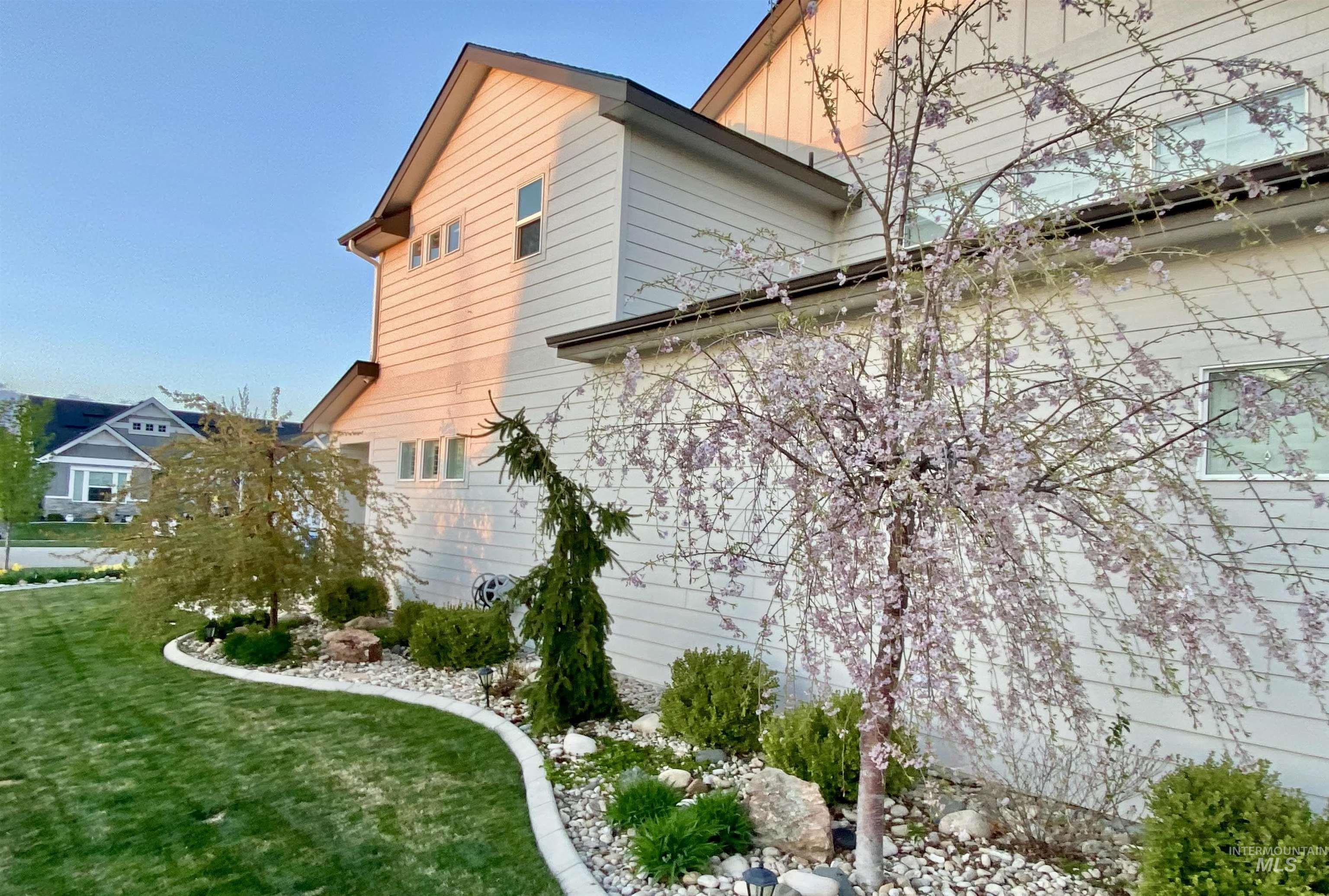 5871 E Zaffre Ridge St, Boise, Idaho 83716-3490, 4 Bedrooms, 2.5 Bathrooms, Residential For Sale, Price $799,900, 98976991