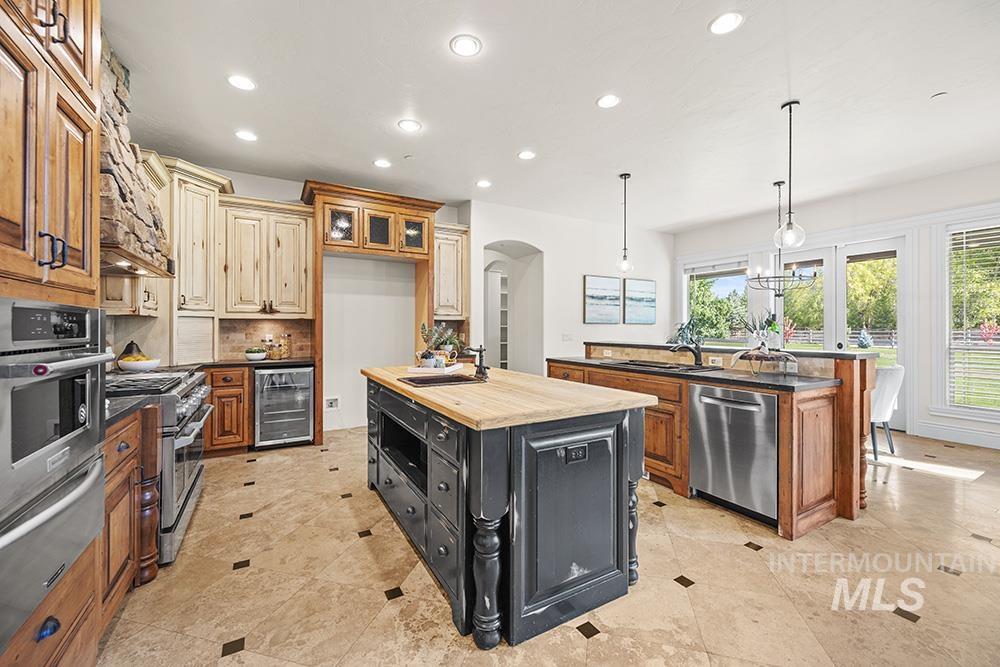 3598 N Timber Ridge Ln, Eagle, Idaho 83616, 4 Bedrooms, 5 Bathrooms, Residential For Sale, Price $2,350,000,MLS 98976993