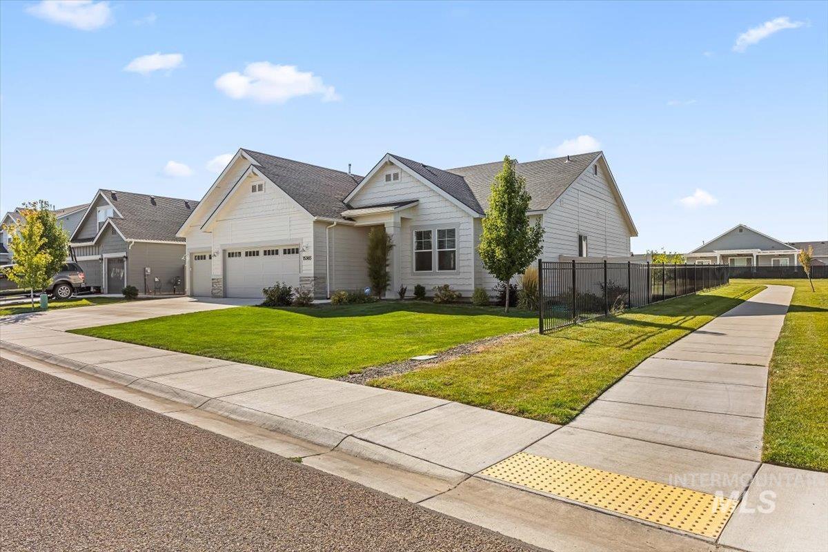 15365 Lutsen Ave, Caldwell, Idaho 83607, 4 Bedrooms, 2 Bathrooms, Residential For Sale, Price $465,000, 98976995