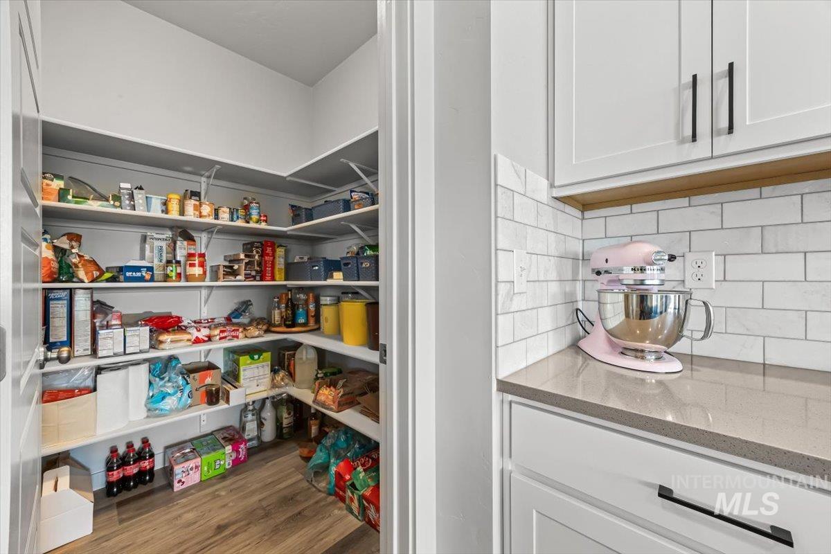 15365 Lutsen Ave, Caldwell, Idaho 83607, 4 Bedrooms, 2 Bathrooms, Residential For Sale, Price $465,000, 98976995