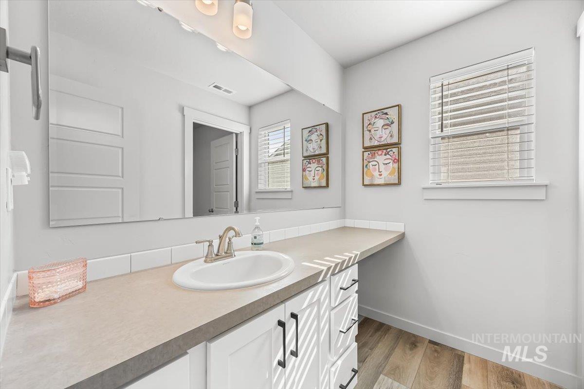 15365 Lutsen Ave, Caldwell, Idaho 83607, 4 Bedrooms, 2 Bathrooms, Residential For Sale, Price $465,000, 98976995