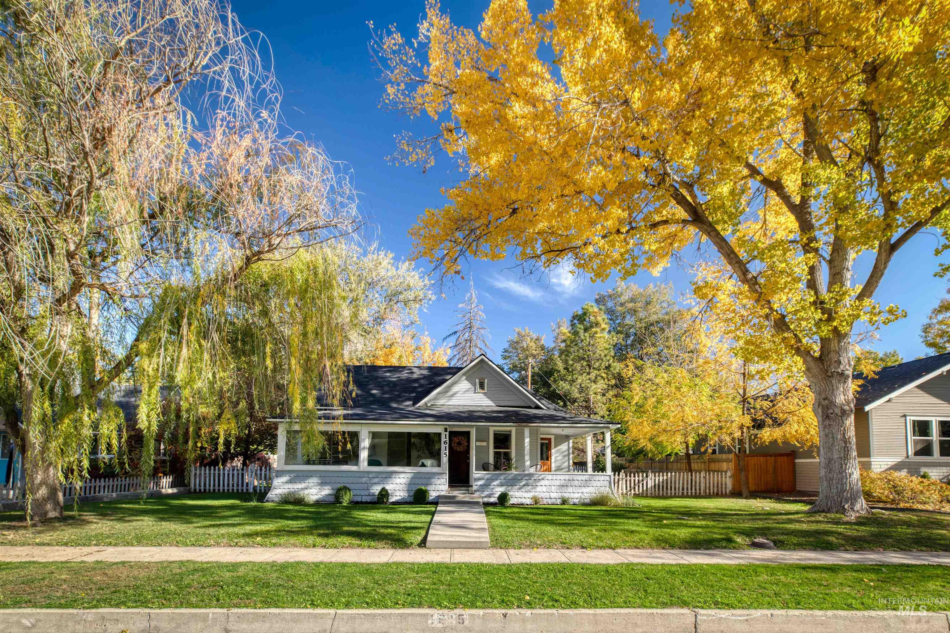 1615 Fillmore St, Caldwell, Idaho 83605, 2 Bedrooms, 1 Bathroom, Residential For Sale, Price $329,990, 98976998