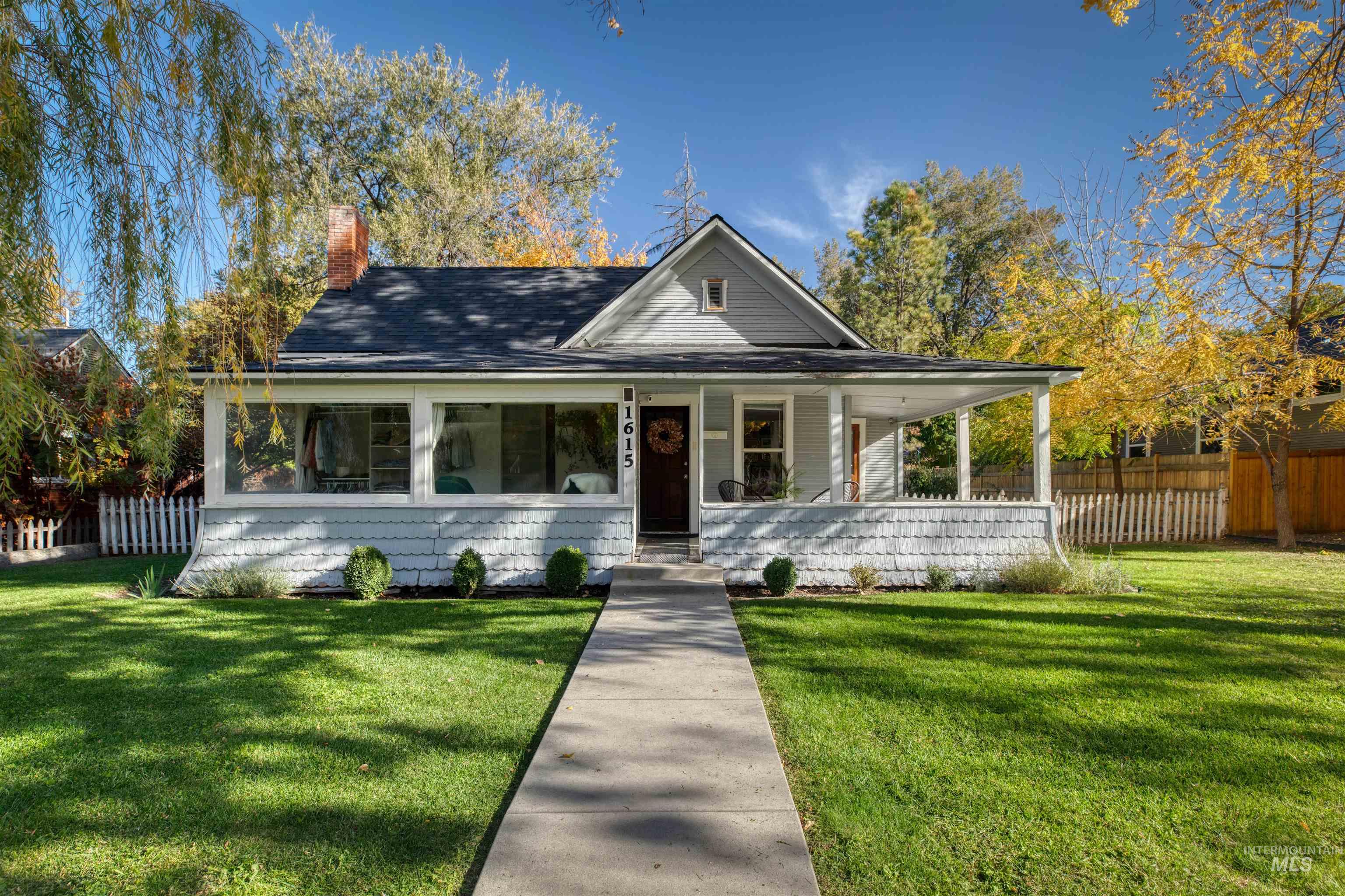 1615 Fillmore St, Caldwell, Idaho 83605, 2 Bedrooms, 1 Bathroom, Residential For Sale, Price $329,990, 98976998