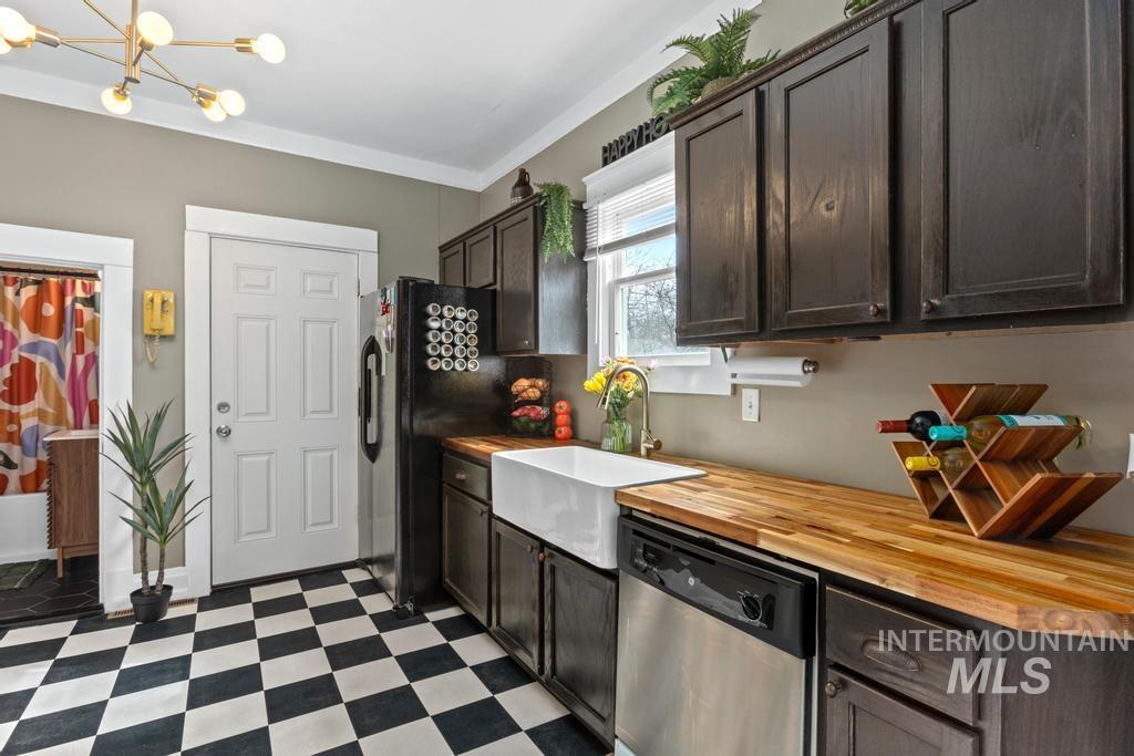 1615 Fillmore St, Caldwell, Idaho 83605, 2 Bedrooms, 1 Bathroom, Residential For Sale, Price $329,990, 98976998