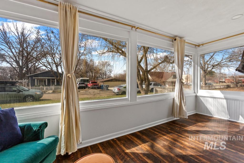 1615 Fillmore St, Caldwell, Idaho 83605, 2 Bedrooms, 1 Bathroom, Residential For Sale, Price $329,990, 98976998