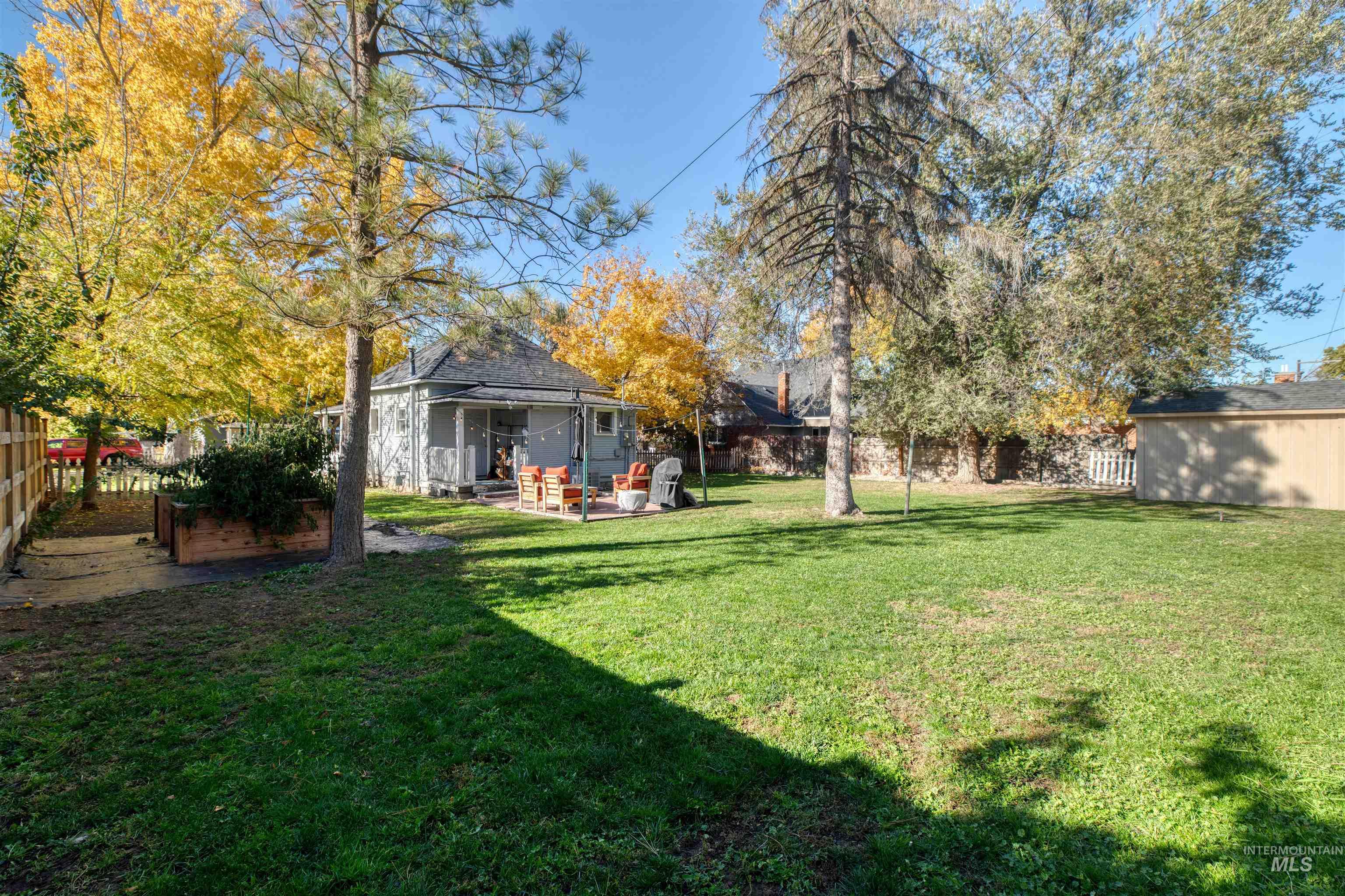 1615 Fillmore St, Caldwell, Idaho 83605, 2 Bedrooms, 1 Bathroom, Residential For Sale, Price $329,990, 98976998