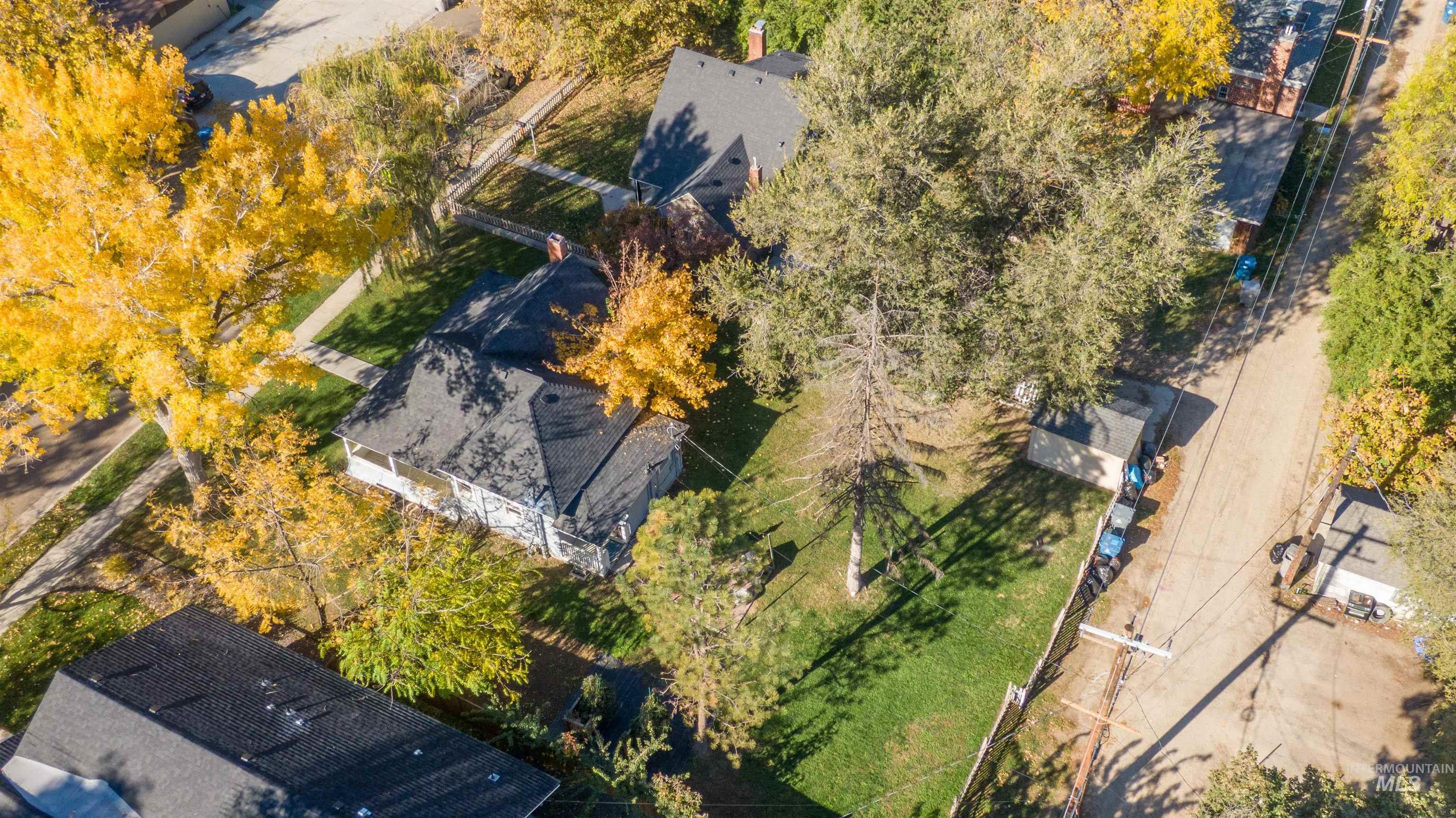 1615 Fillmore St, Caldwell, Idaho 83605, 2 Bedrooms, 1 Bathroom, Residential For Sale, Price $329,990, 98976998