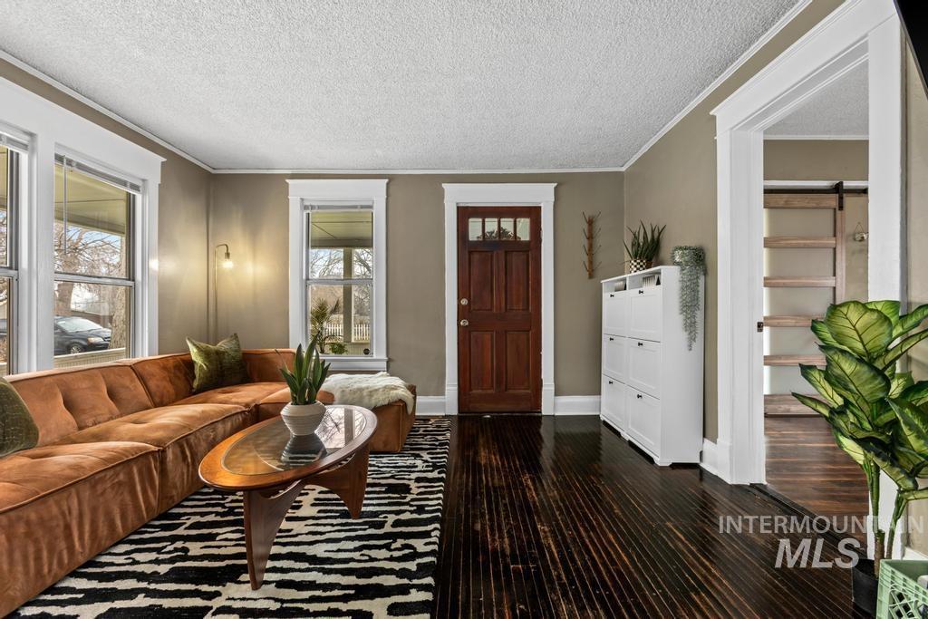 1615 Fillmore St, Caldwell, Idaho 83605, 2 Bedrooms, 1 Bathroom, Residential For Sale, Price $329,990, 98976998