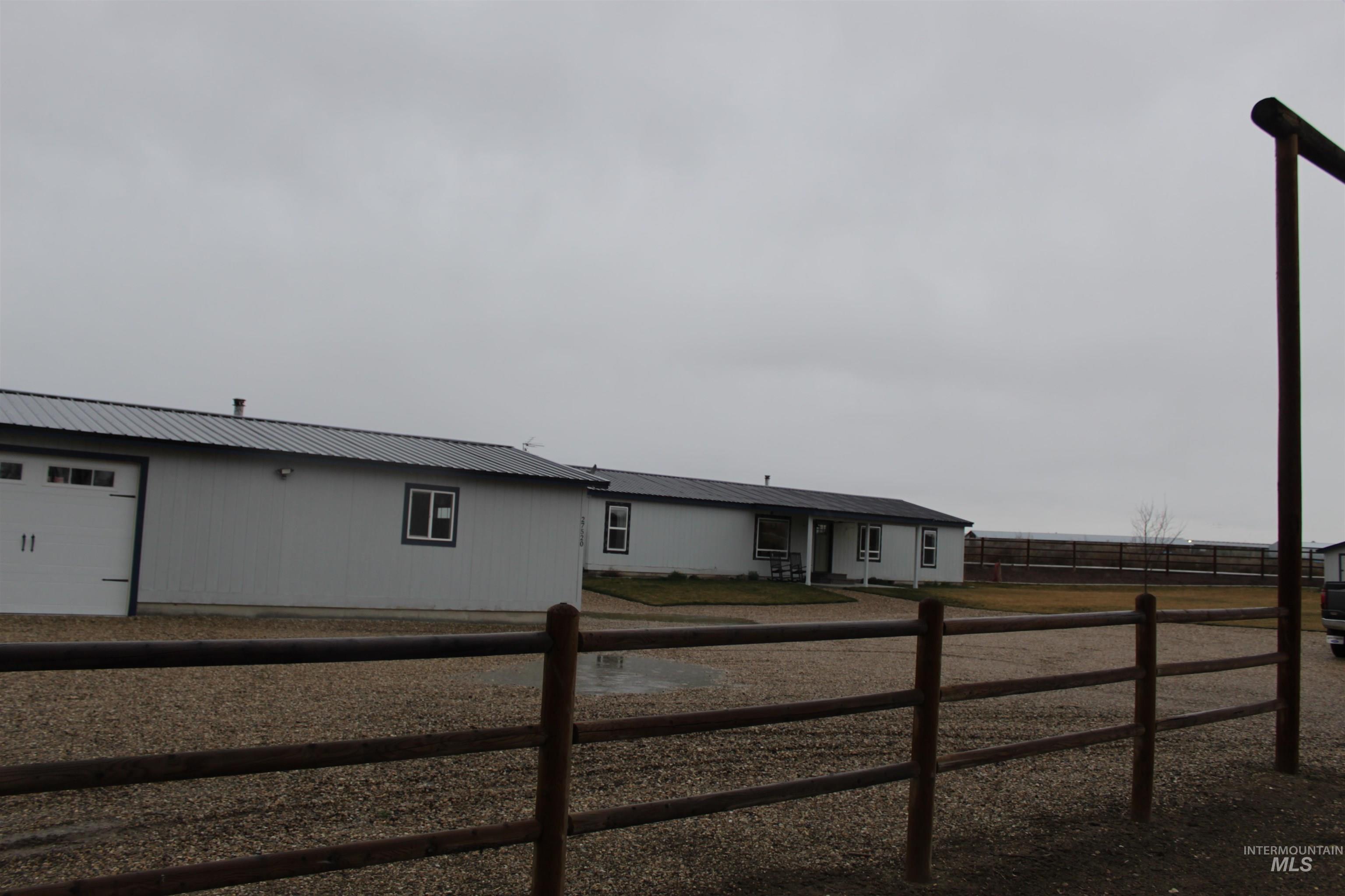 27520 Pearl Rd, Parma, Idaho 83660, 3 Bedrooms, 2 Bathrooms, Residential For Sale, Price $549,900, 98976999