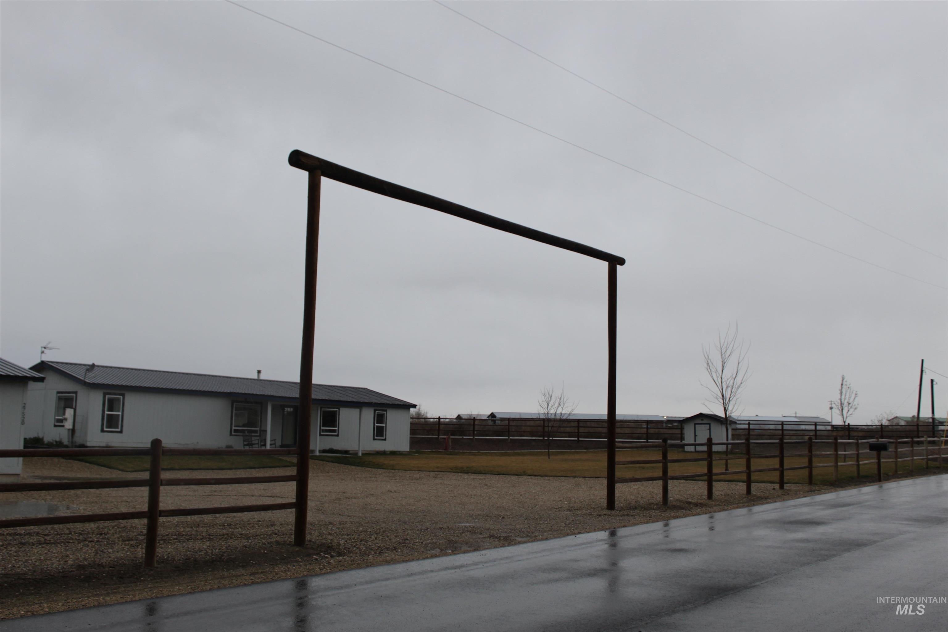 27520 Pearl Rd, Parma, Idaho 83660, 3 Bedrooms, 2 Bathrooms, Residential For Sale, Price $549,900, 98976999