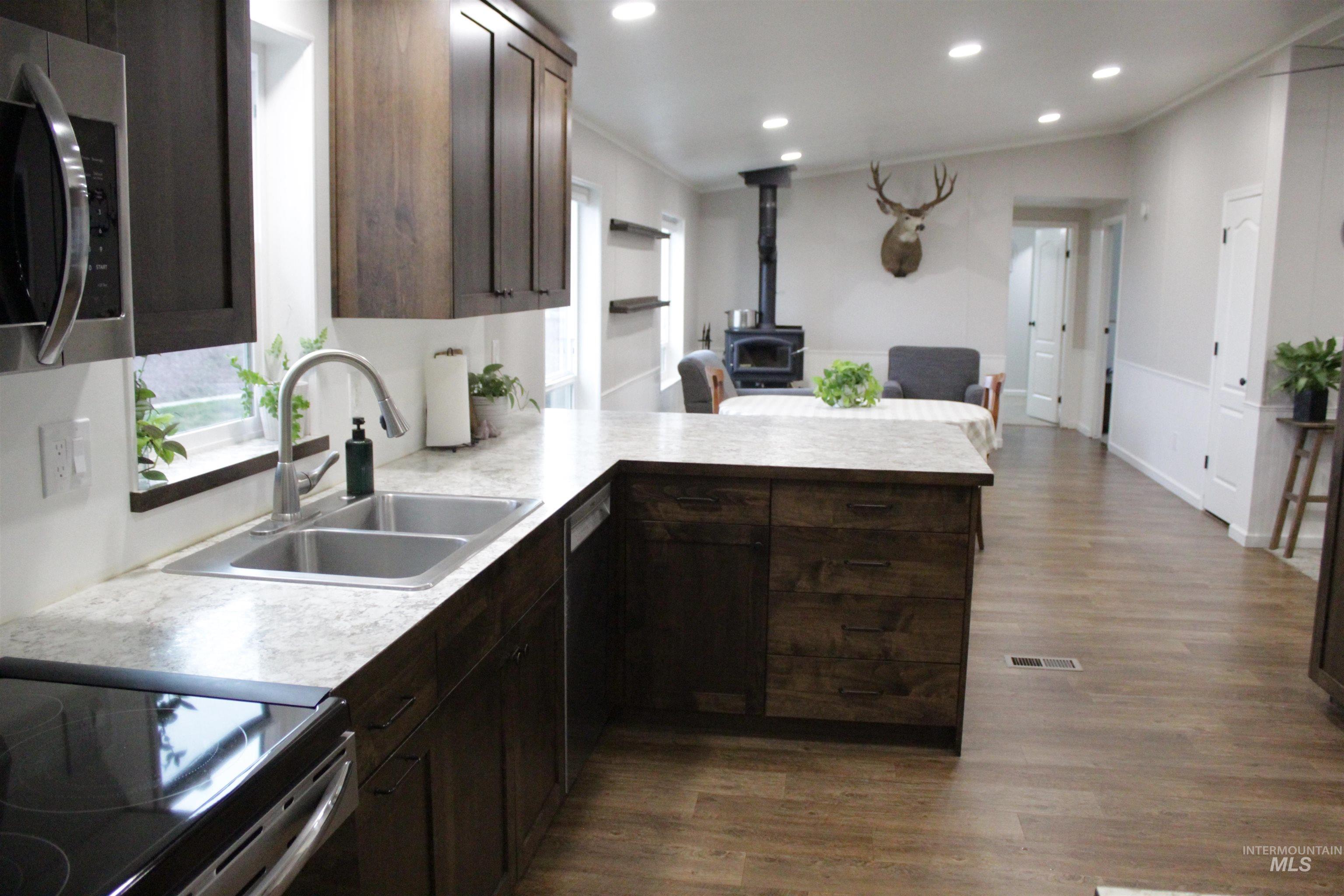 27520 Pearl Rd, Parma, Idaho 83660, 3 Bedrooms, 2 Bathrooms, Residential For Sale, Price $549,900, 98976999