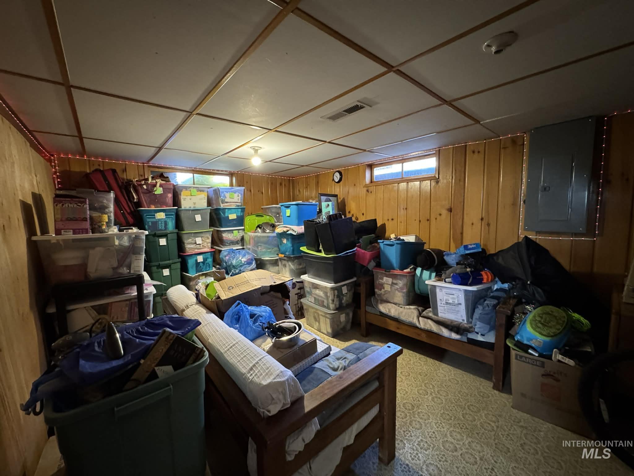 1010 Idaho St, Kamiah, Idaho 83536, 5 Bedrooms, 1 Bathroom, Residential For Sale, Price $302,000, 98977000