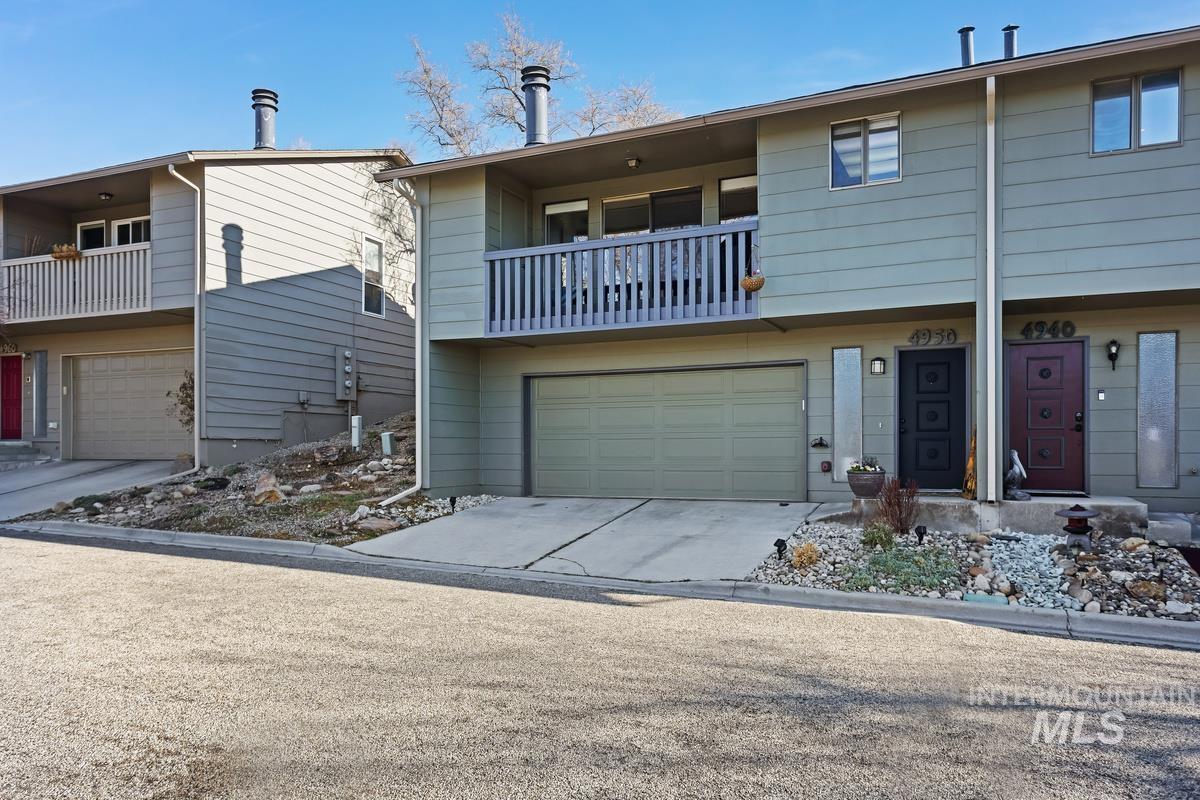 4950 N Bitterbrush, Boise, Idaho 83703, 3 Bedrooms, 2 Bathrooms, Residential For Sale, Price $458,000, 98977003