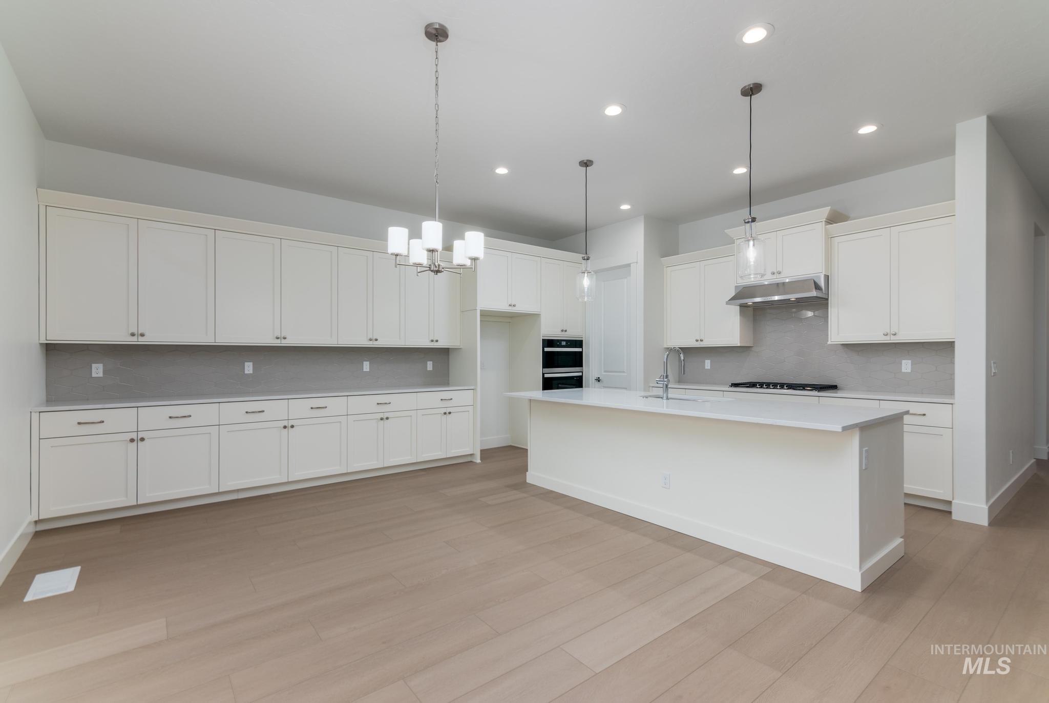 5161 W River Oaks Dr, Meridian, Idaho 83646, 3 Bedrooms, 2.5 Bathrooms, Residential For Sale, Price $669,000, 98977005