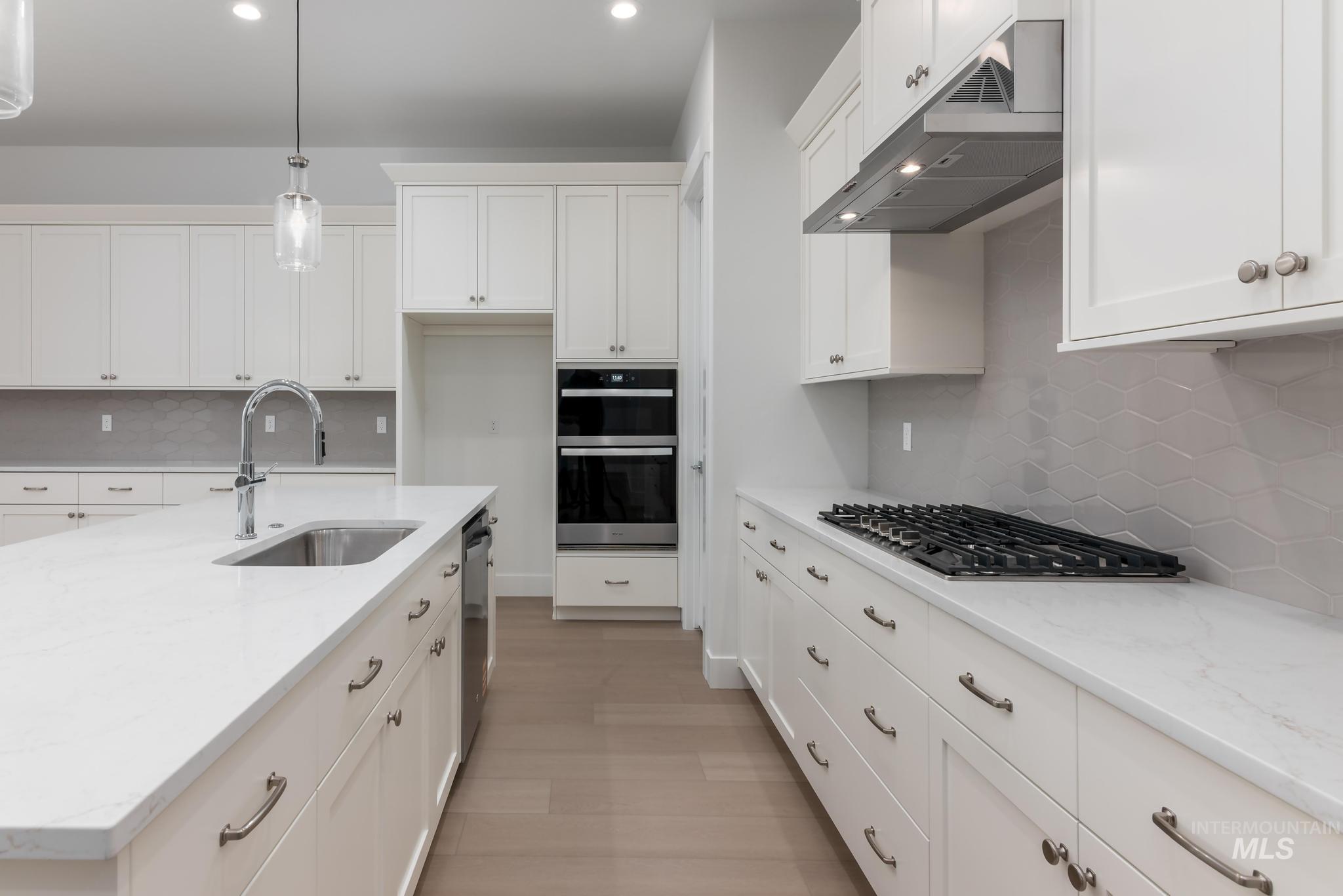 5161 W River Oaks Dr, Meridian, Idaho 83646, 3 Bedrooms, 2.5 Bathrooms, Residential For Sale, Price $669,000, 98977005