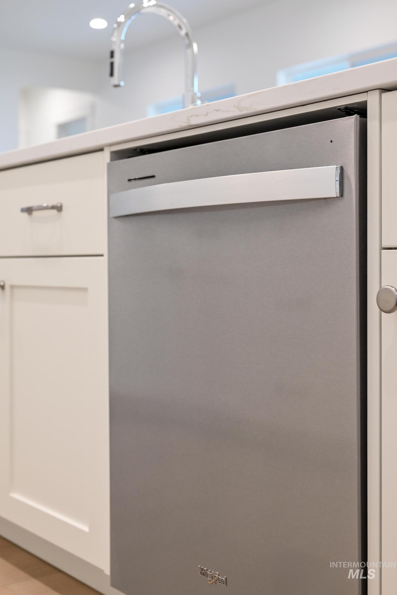 5161 W River Oaks Dr, Meridian, Idaho 83646, 3 Bedrooms, 2.5 Bathrooms, Residential For Sale, Price $669,000, 98977005