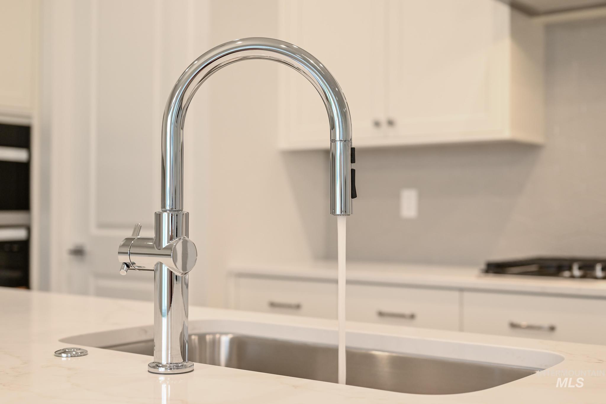 5161 W River Oaks Dr, Meridian, Idaho 83646, 3 Bedrooms, 2.5 Bathrooms, Residential For Sale, Price $669,000, 98977005