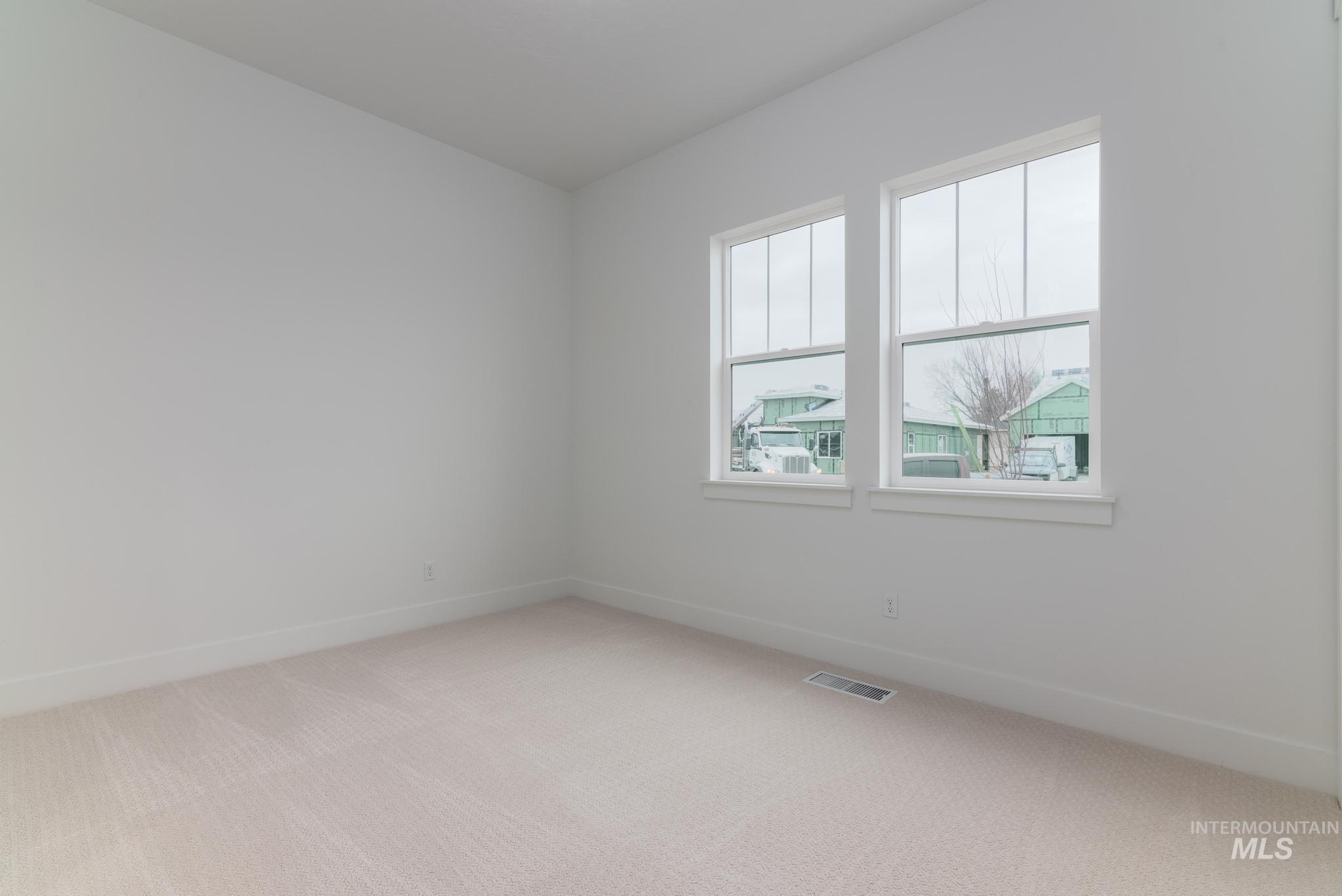 5161 W River Oaks Dr, Meridian, Idaho 83646, 3 Bedrooms, 2.5 Bathrooms, Residential For Sale, Price $654,000,MLS 98977005