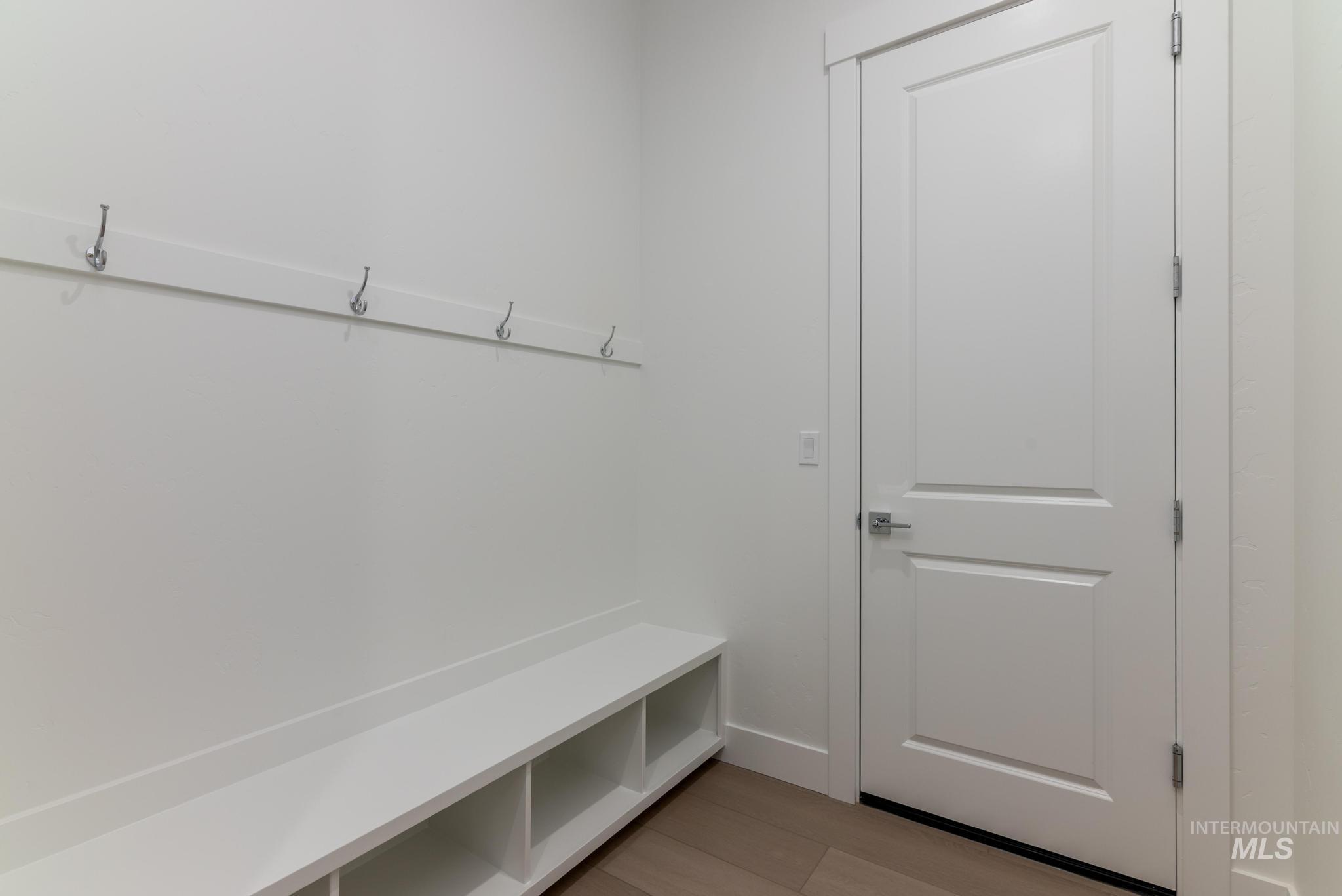 5161 W River Oaks Dr, Meridian, Idaho 83646, 3 Bedrooms, 2.5 Bathrooms, Residential For Sale, Price $669,000, 98977005