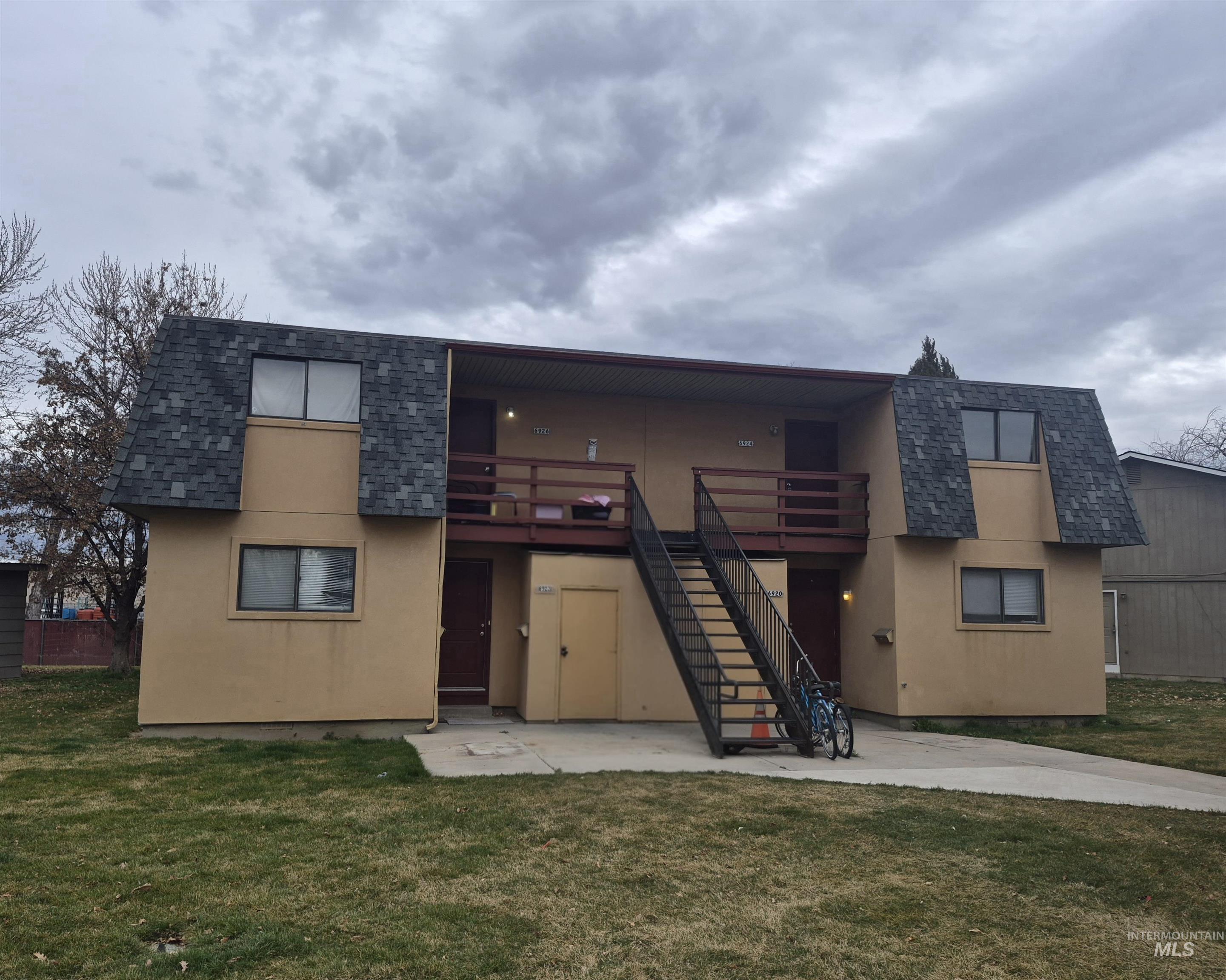 6920 W Grunder, Boise, Idaho 83709-2921, 2 Bedrooms, 1 Bathroom, Residential Income For Sale, Price $750,000,MLS 98977006