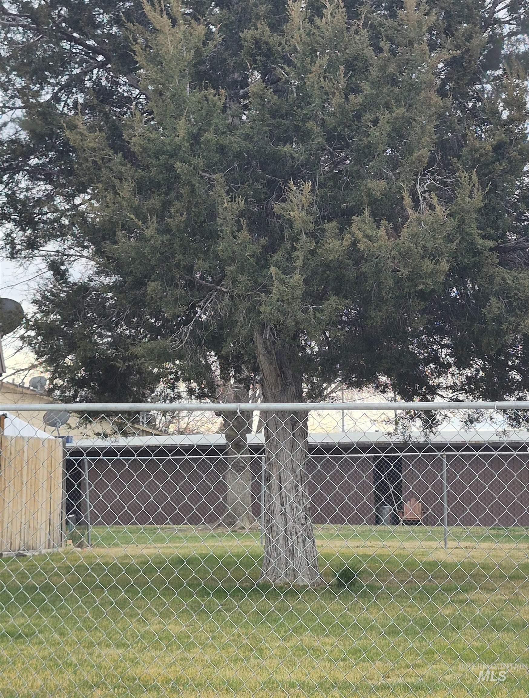 783 S White Cloud Dr., Boise, Idaho 83709-0750, 2 Bedrooms, 1.5 Bathrooms, Residential Income For Sale, Price $850,000,MLS 98977008