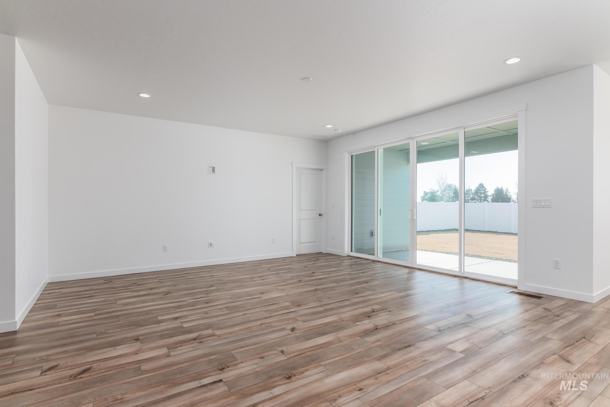 1667 W Arya St, Kuna, Idaho 83634, 4 Bedrooms, 2 Bathrooms, Residential For Sale, Price $499,000, 98977009