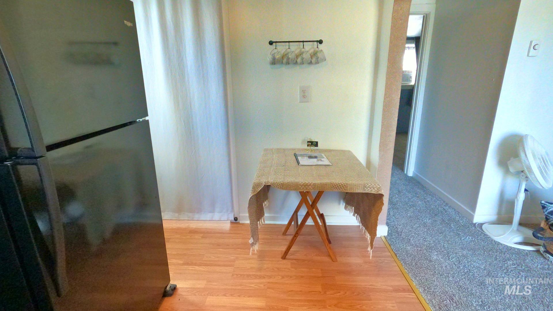 595 S 14th E, Mountain Home, Idaho 83647, 3 Bedrooms, 1.5 Bathrooms, Residential For Sale, Price $240,000,MLS 98977011